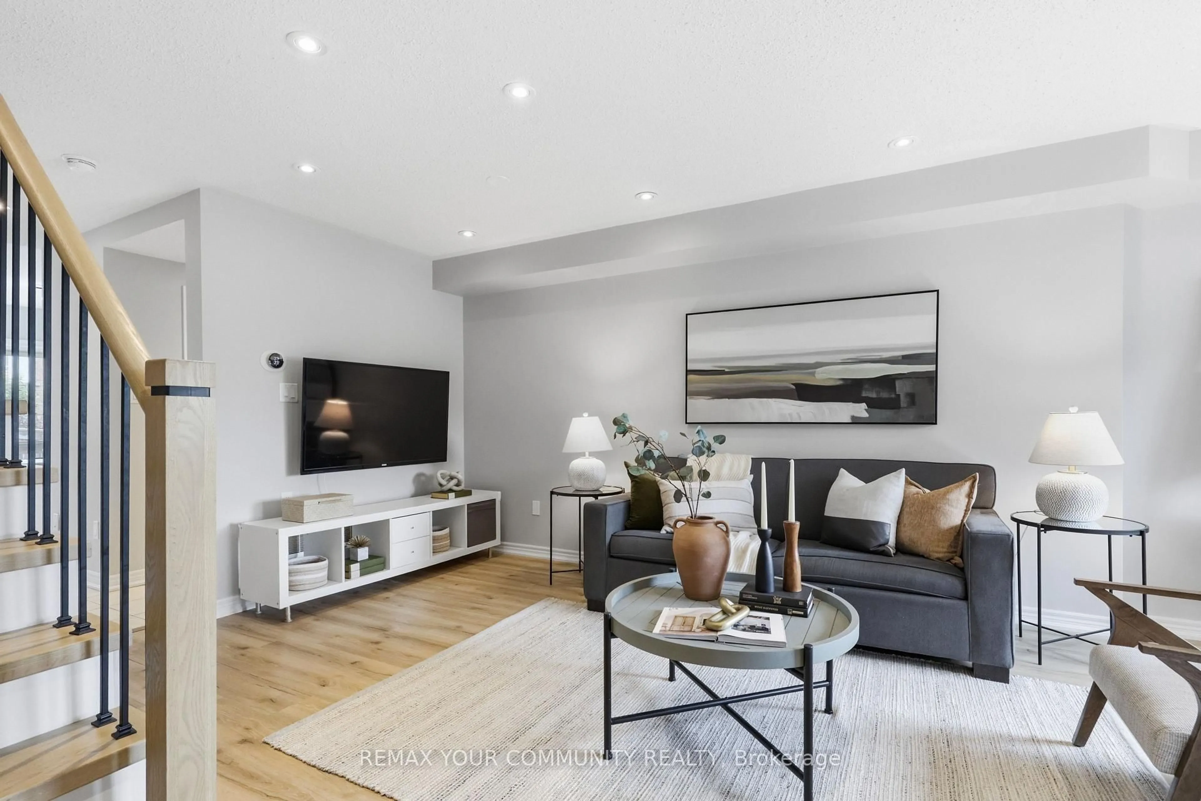 Living room with furniture, unknown for 67 Stoyell Dr, Richmond Hill Ontario L4E 0M7