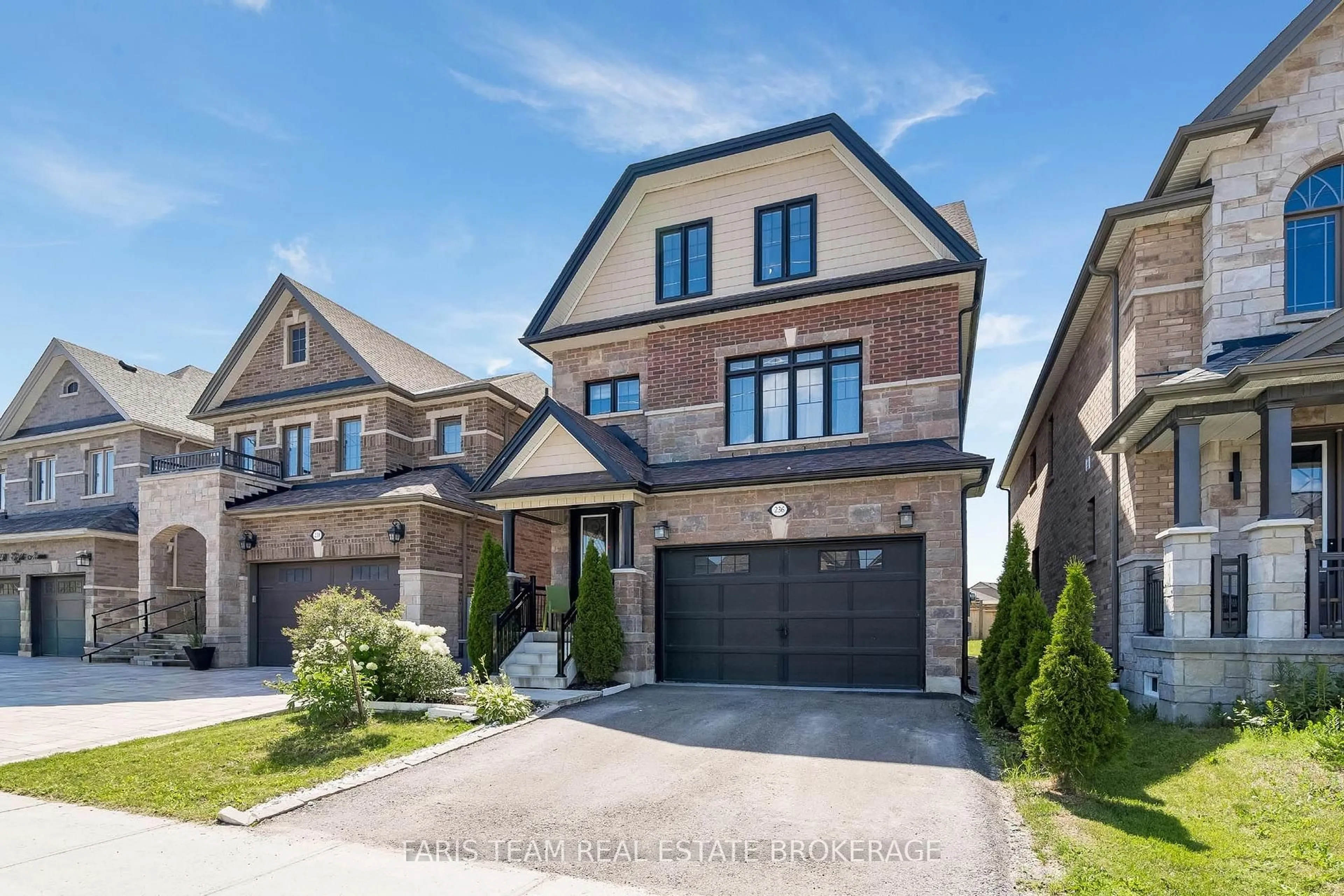 Home with brick exterior material, street for 236 Eighth Ave, New Tecumseth Ontario L9R 0R1