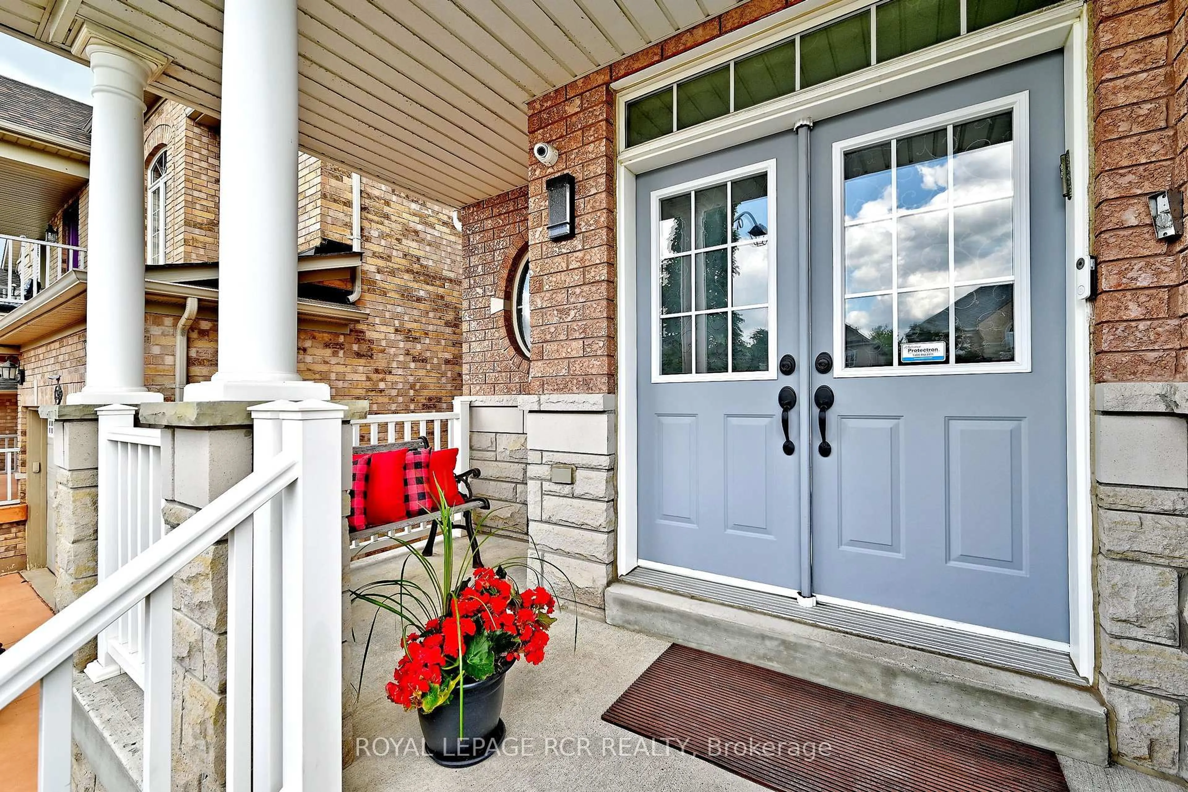 Indoor entryway for 43 Ivy Glen Dr, Vaughan Ontario L6A 0P3