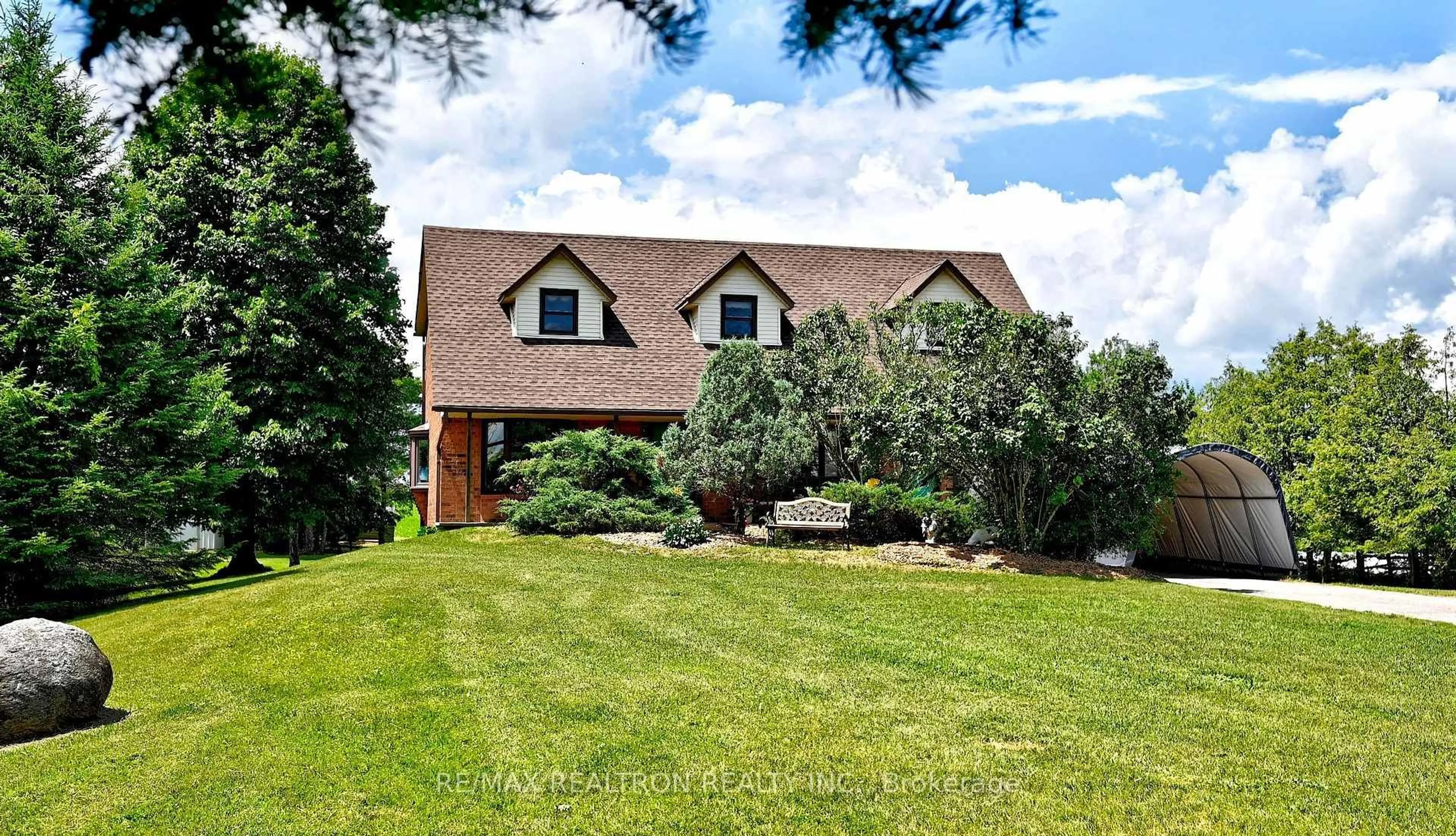 Unknown for 20212 McCowan Rd, East Gwillimbury Ontario L0G 1M0