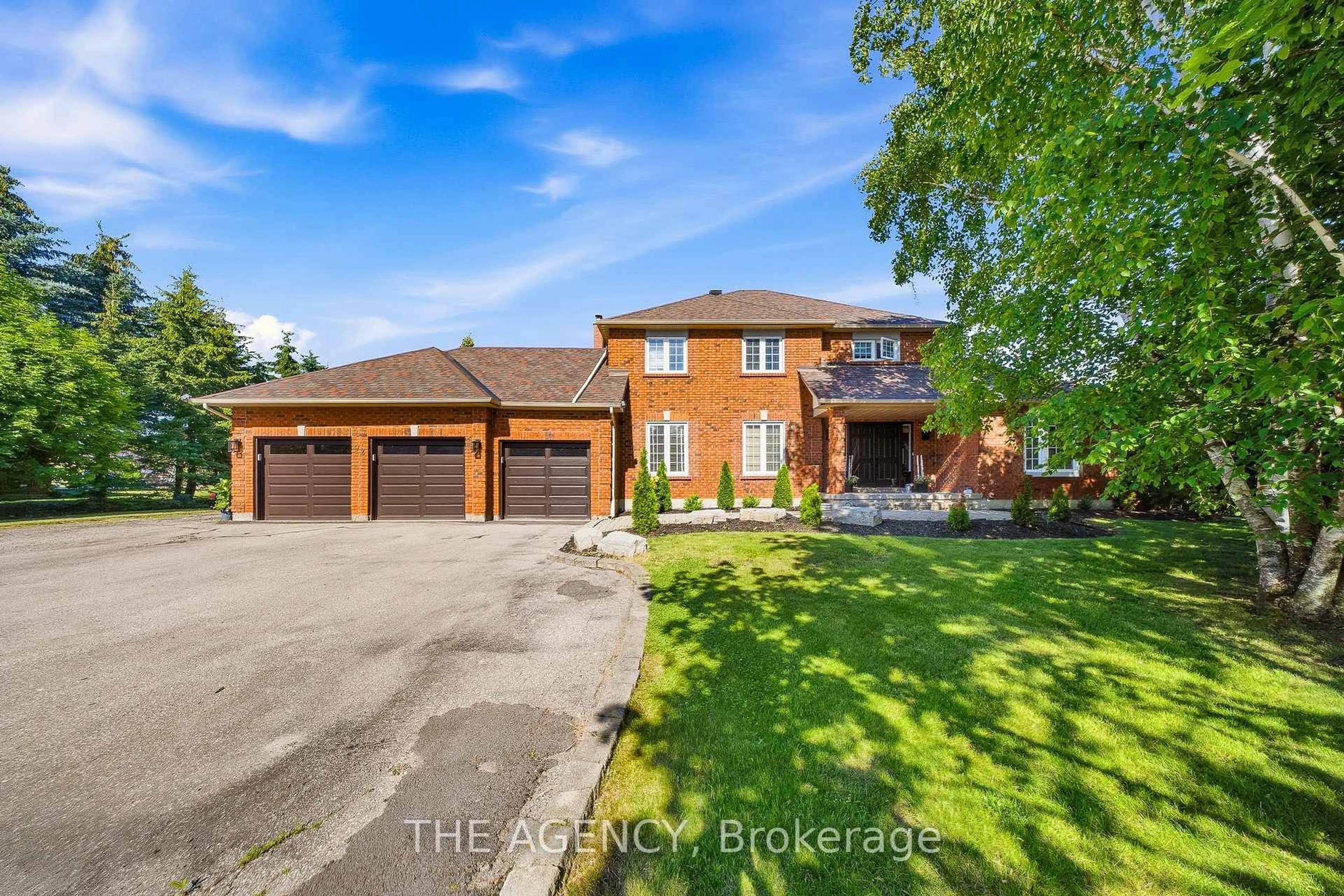 Home with brick exterior material, street for 92 Russell Snider Dr, King Ontario L0G 1N0
