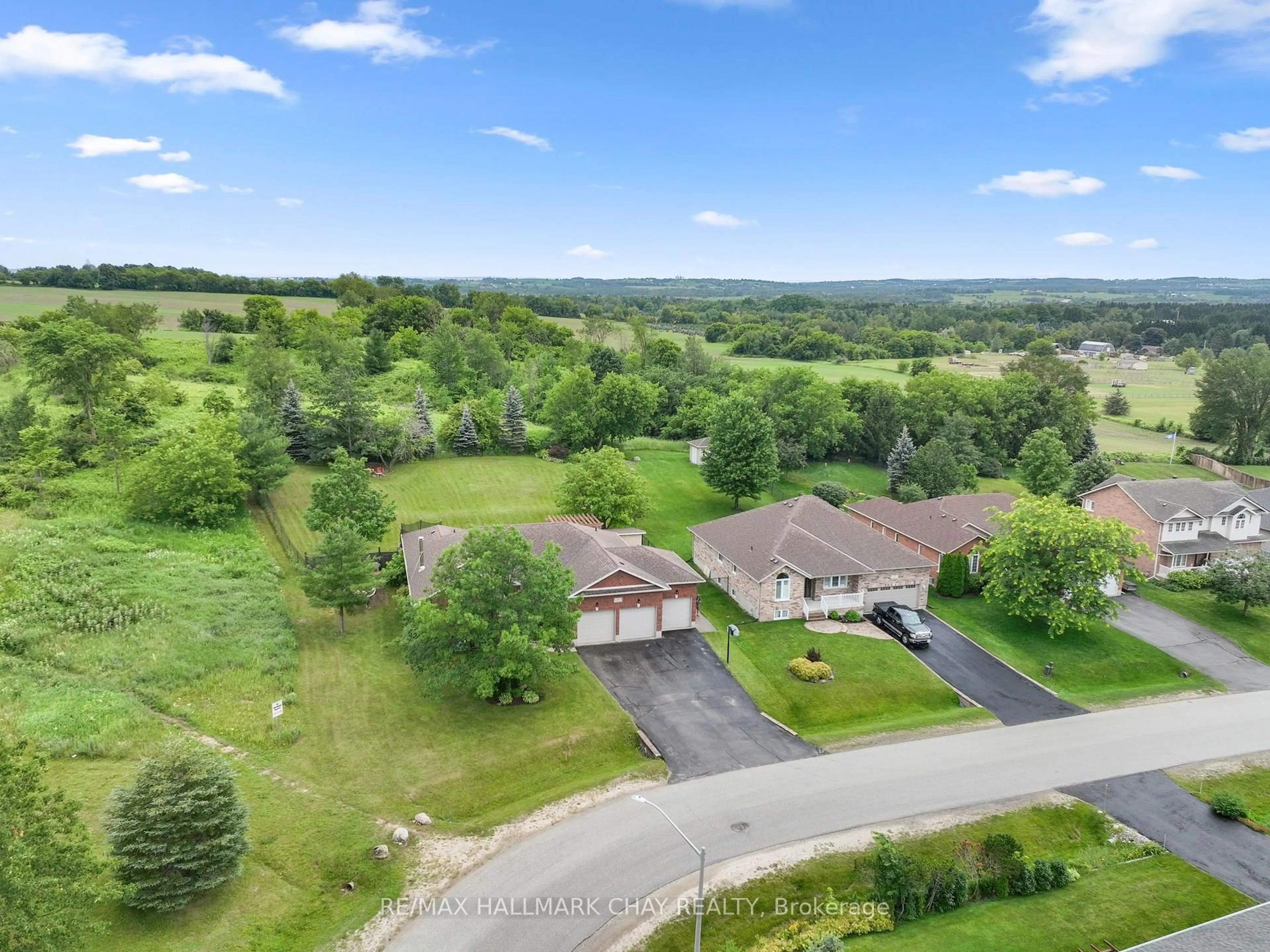 A pic from outside/outdoor area/front of a property/back of a property/a pic from drone, water/lake/river/ocean view for 59 Dekker St, Adjala-Tosorontio Ontario L0M 1J0
