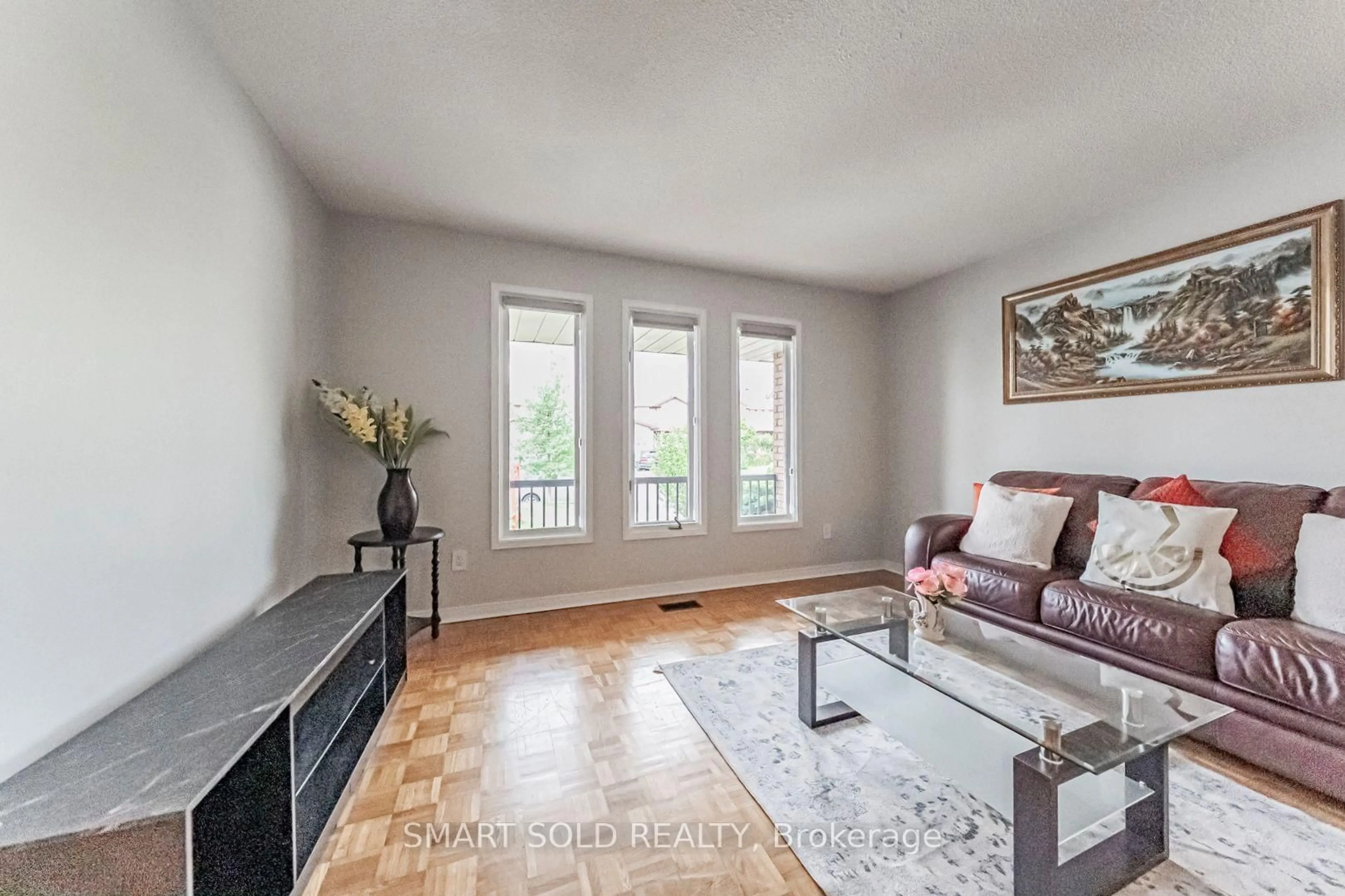 Living room with furniture, unknown for 148 Castlehill Rd, Vaughan Ontario L6A 1N7