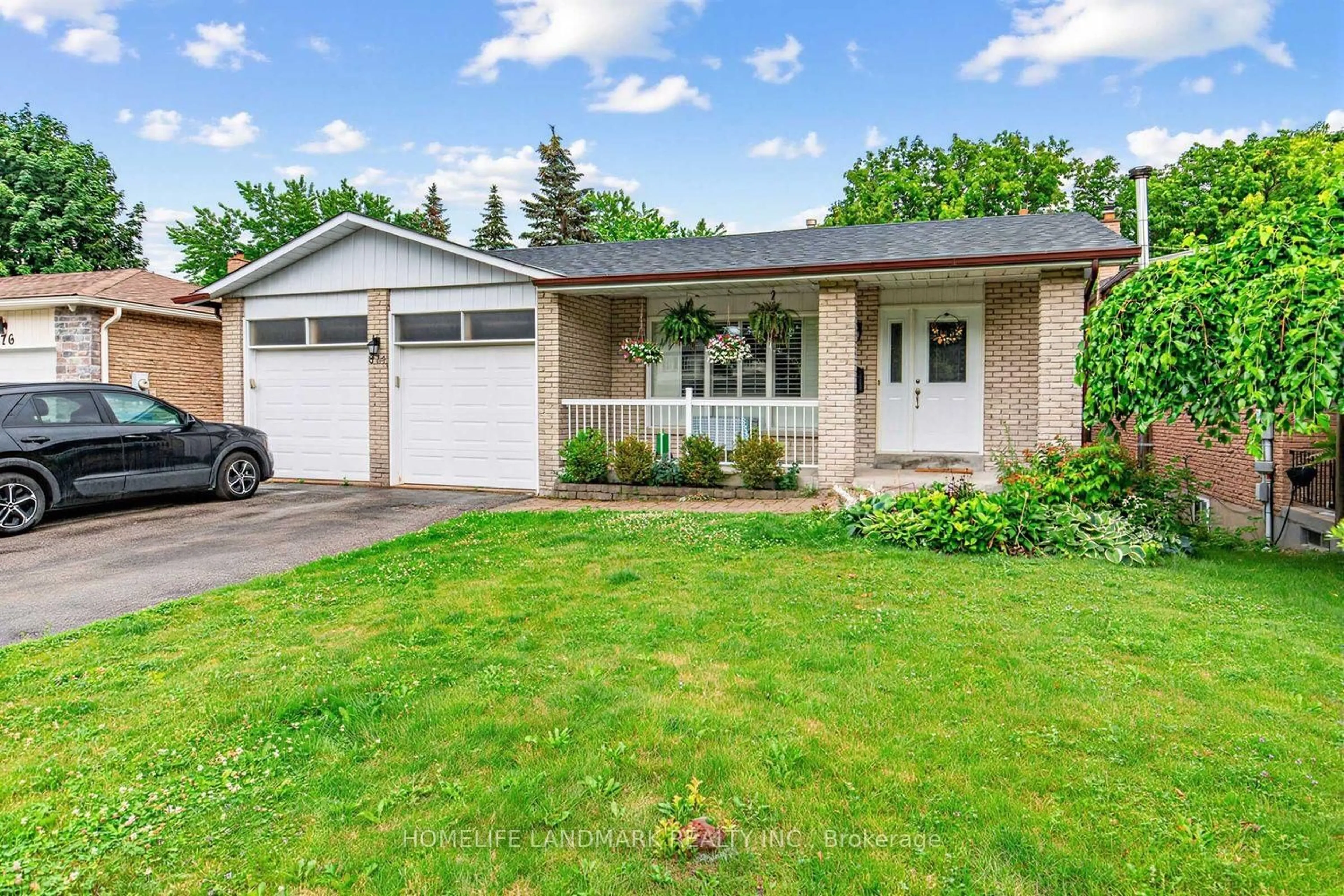 Unknown for 874 Sparrow Rd, Newmarket Ontario L3Y 5P9