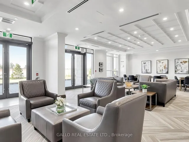25 Baker Hill Blvd #118, Whitchurch-Stouffville 3