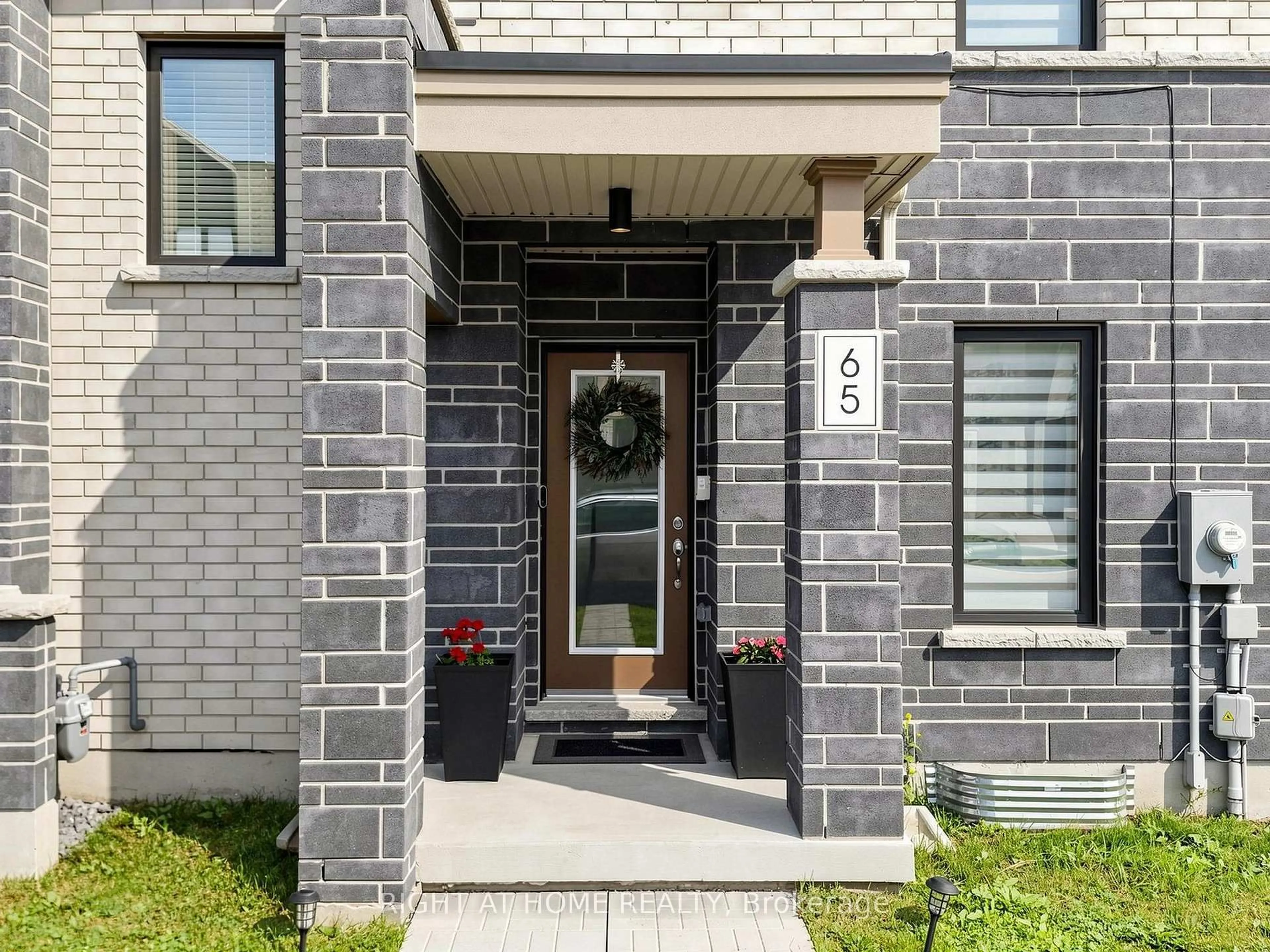 Home with brick exterior material, street for 65 Allure St, Newmarket Ontario L3X 0L1