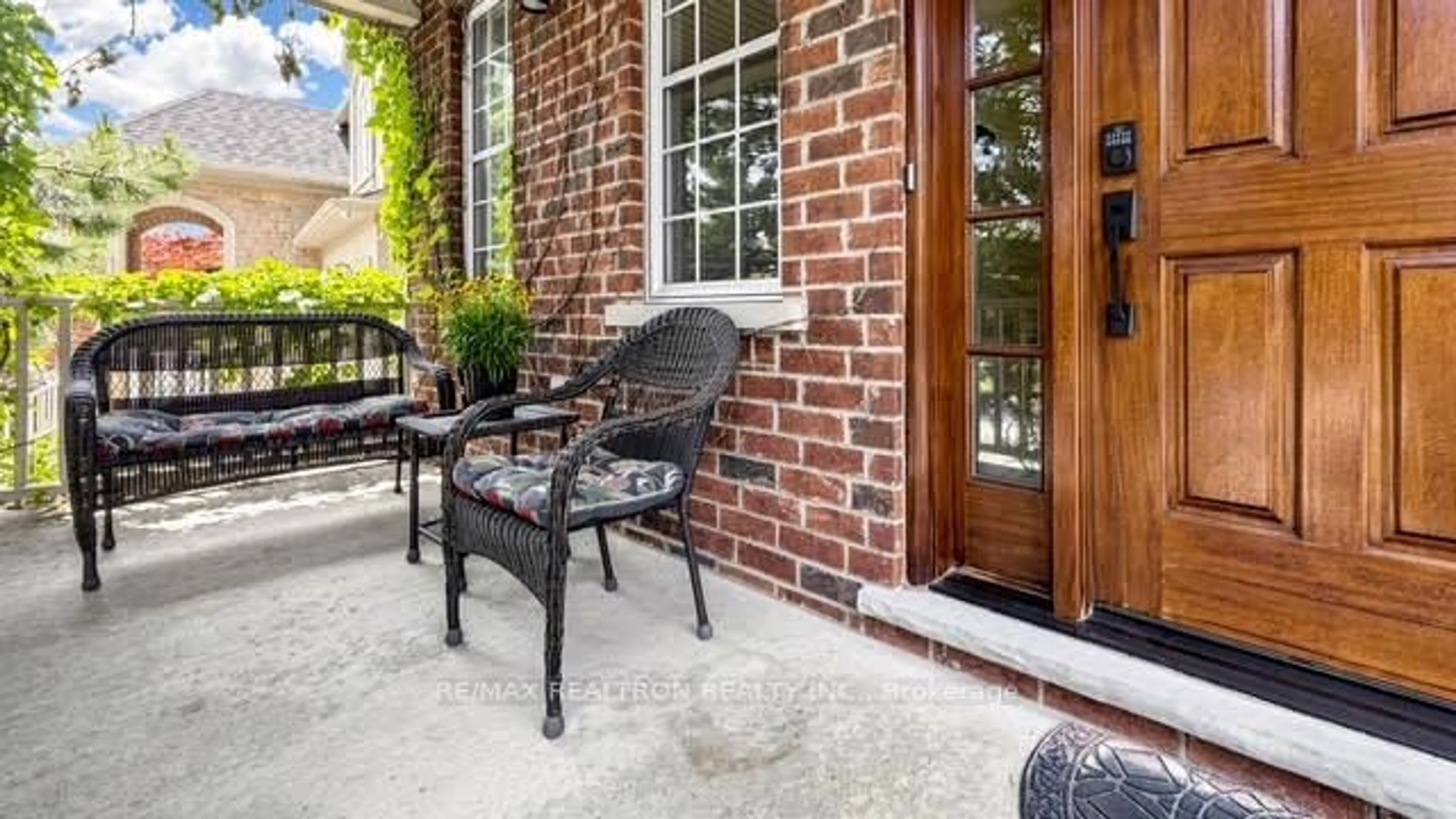 Patio, street for 50 Sir Francesco St, Vaughan Ontario L6A 0E8
