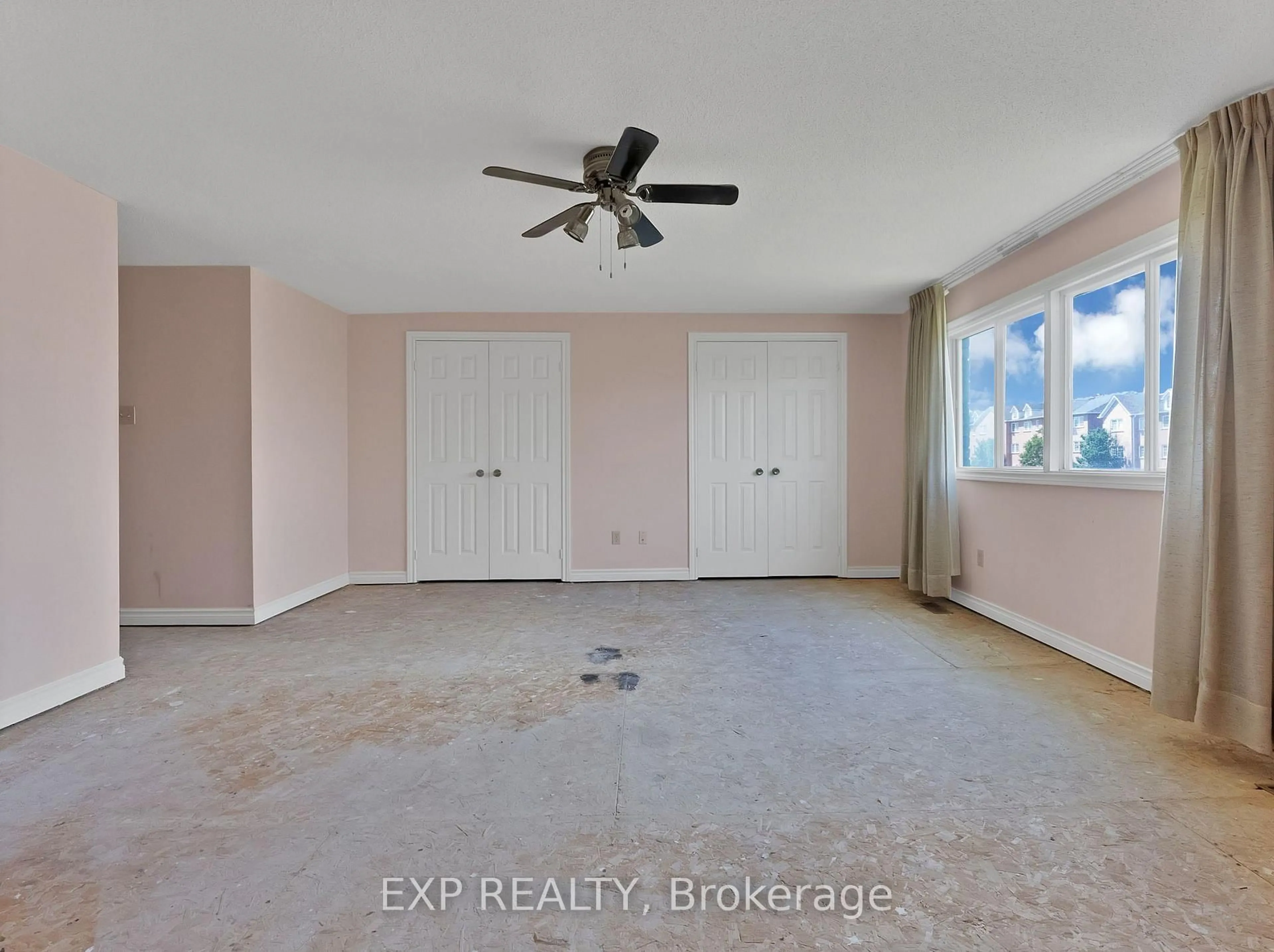 A pic of a room for 103 Chloe Cres, Markham Ontario L3S 2H9