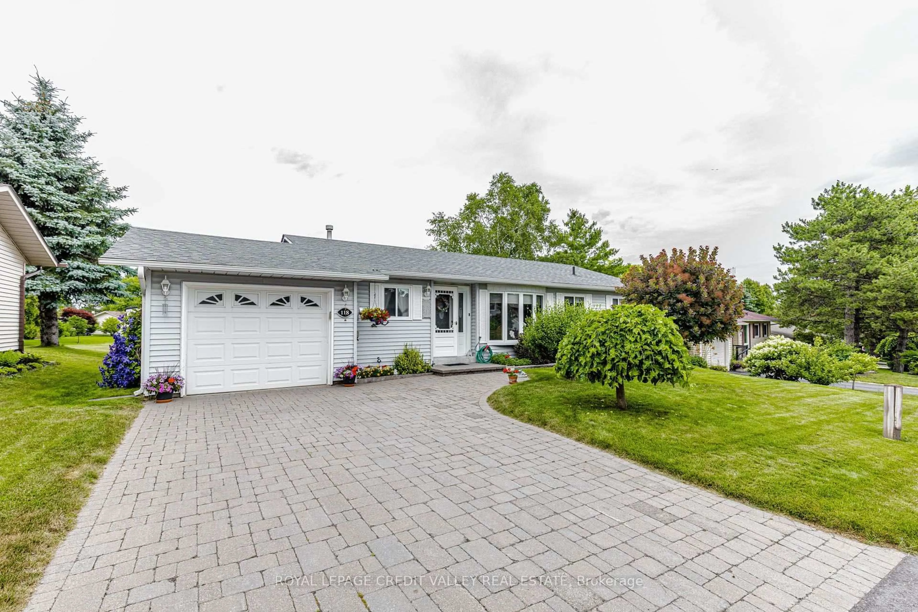 Unknown for 118 Tecumseth Pines Dr, New Tecumseth Ontario L0G 1W0