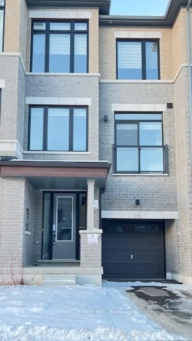 221 Tennant Circ, Vaughan 3