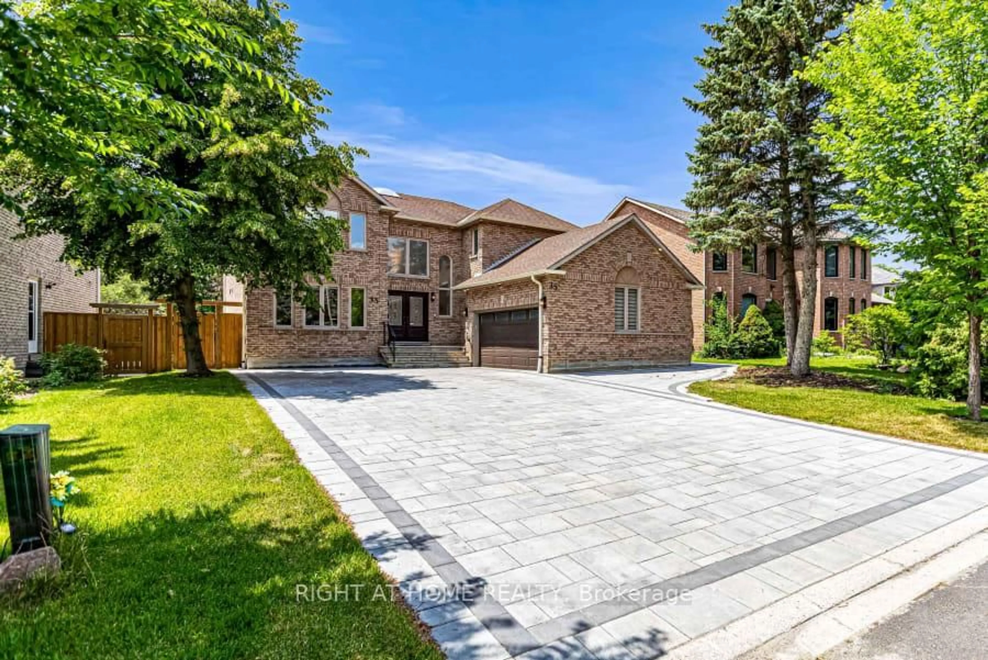 Home with brick exterior material, street for 35 Harmony Hill Cres, Richmond Hill Ontario L4C 8Z2