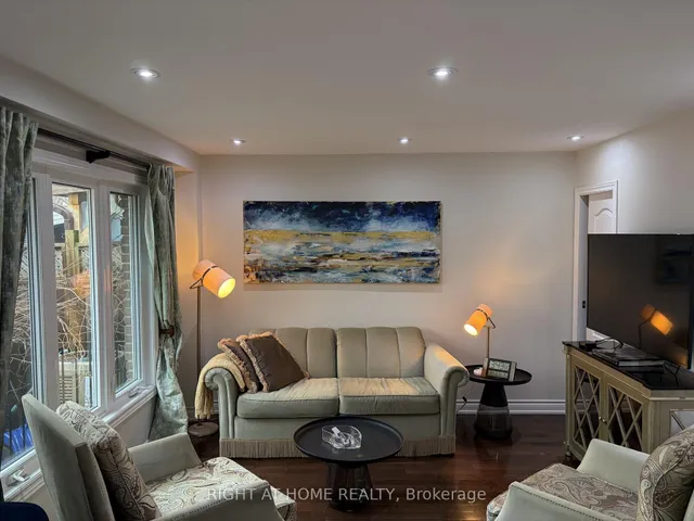 56 Penwick Cres, Richmond Hill 5