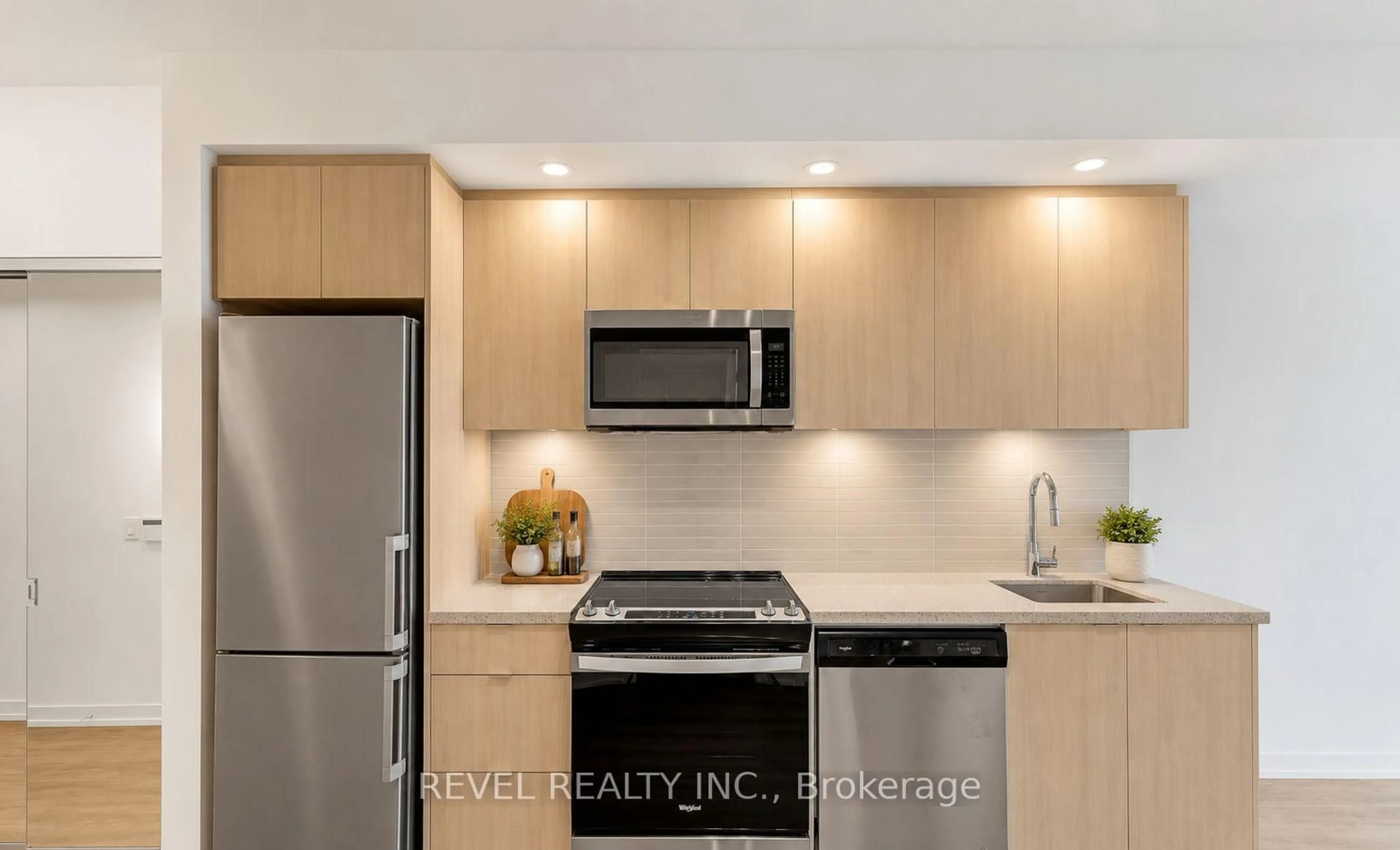 Standard kitchen, unknown for 8868 Yonge St #316E, Richmond Hill Ontario L4C 0T4