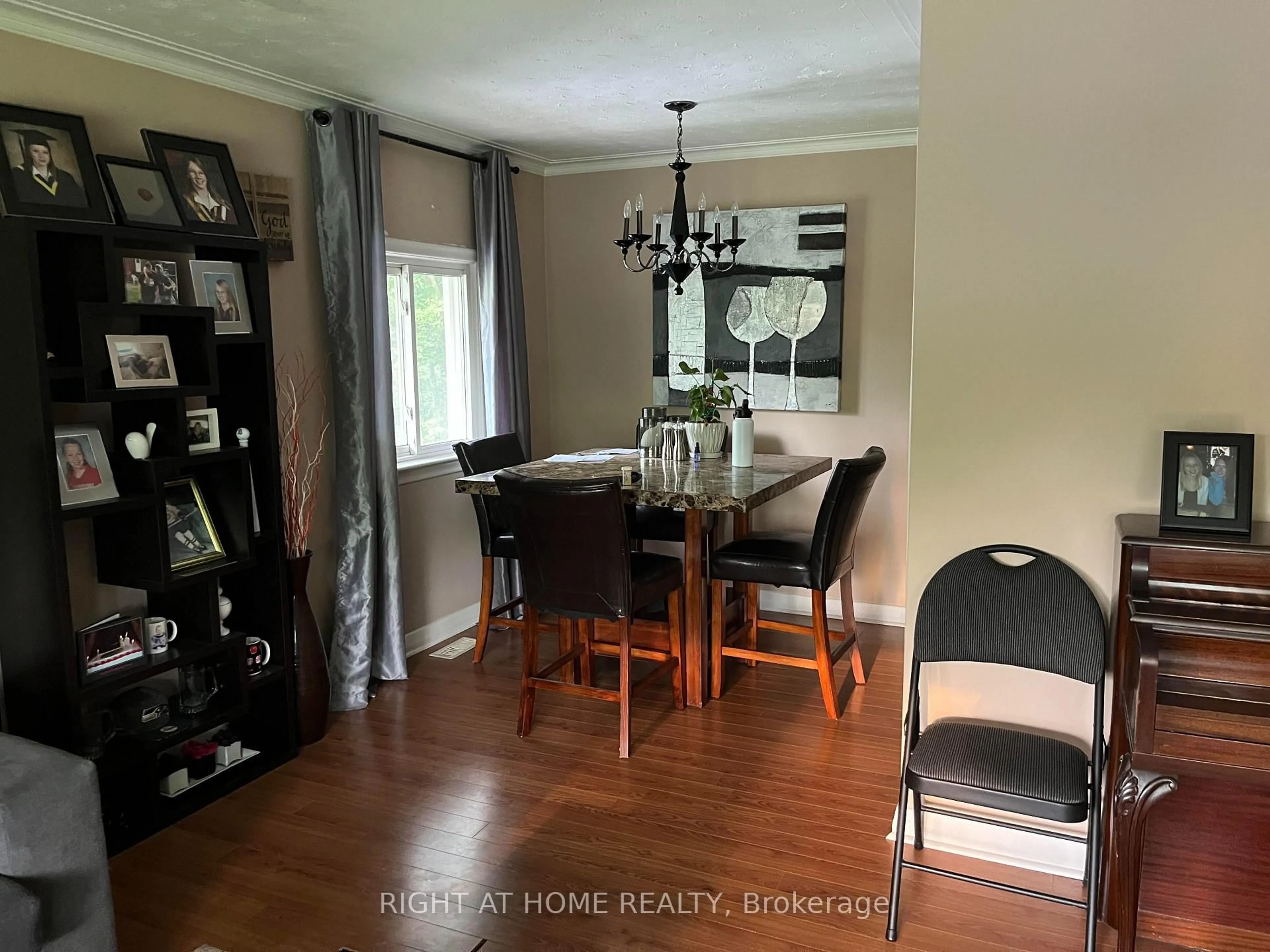 Dining room, unknown for 4 Wendy Way, Richmond Hill Ontario L4E 2V6
