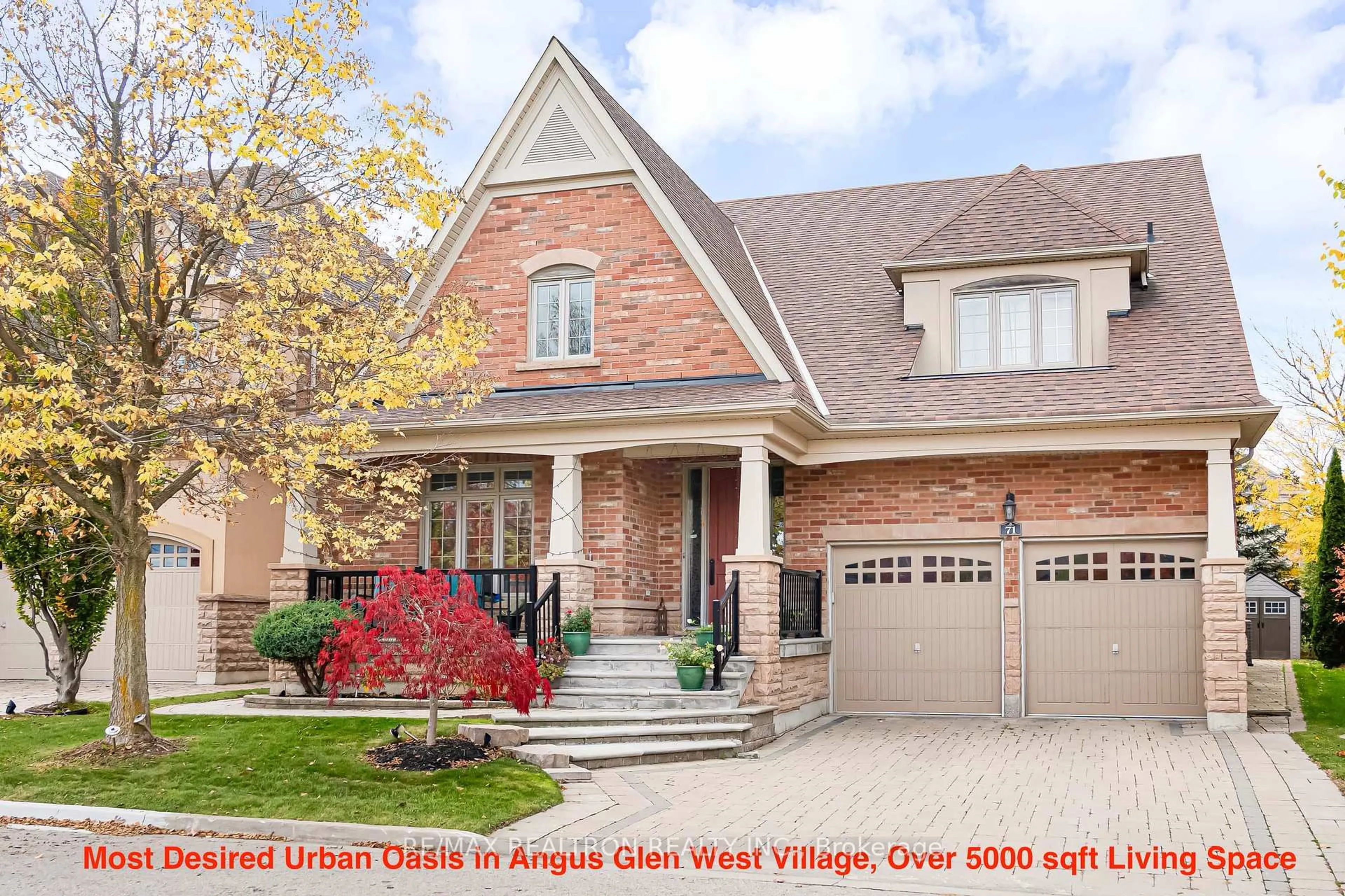 Home with brick exterior material, street for 71 Glengordon Cres, Markham Ontario L6C 0K1