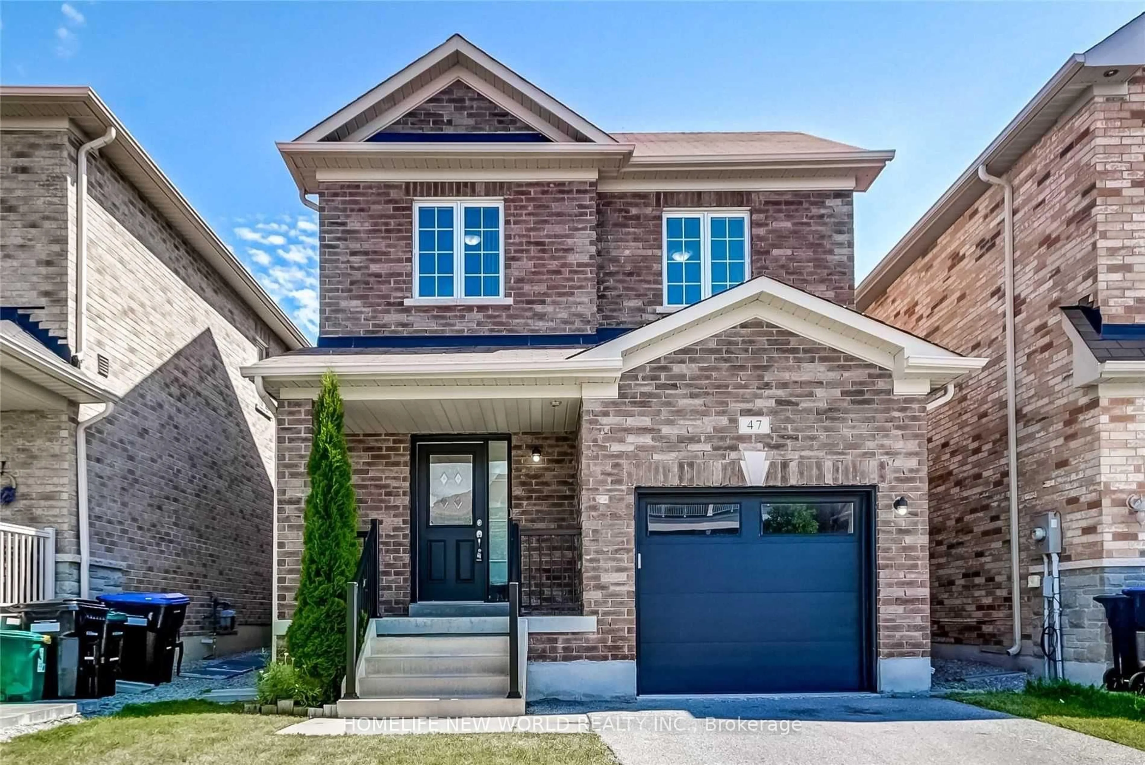 Home with brick exterior material, street for 47 Naylor Dr, Bradford West Gwillimbury Ontario L3Z 0J8