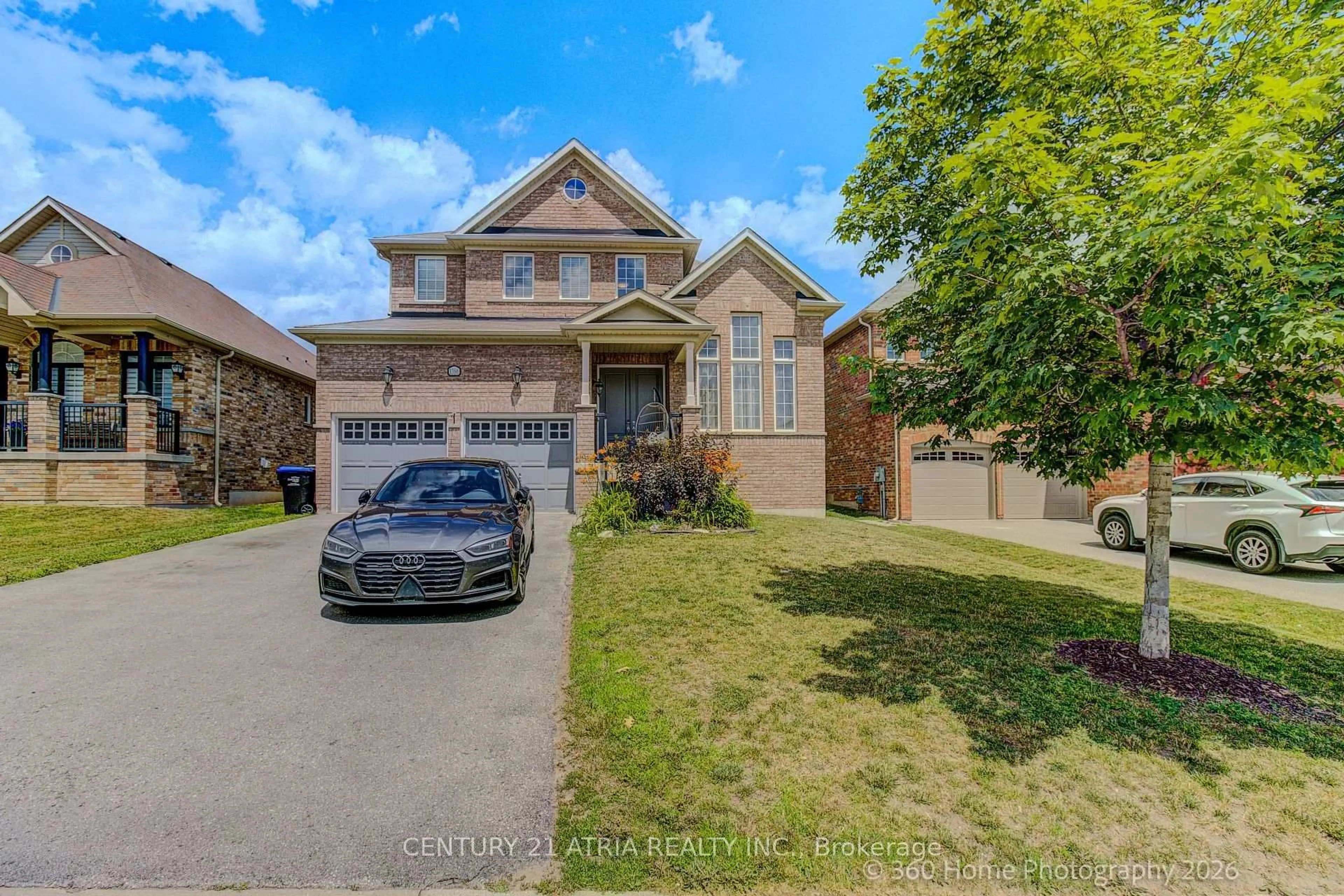A pic from outside/outdoor area/front of a property/back of a property/a pic from drone, street for 1386 Sheldon St, Innisfil Ontario L9S 4B7