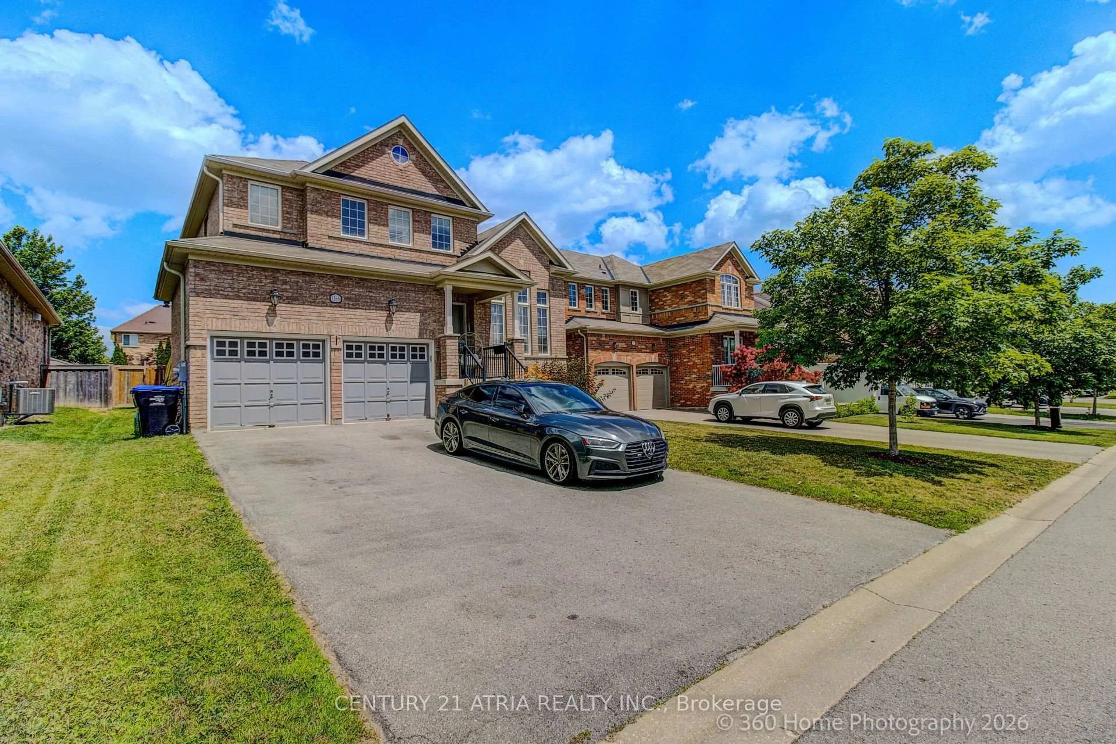 Home with brick exterior material, street for 1386 Sheldon St, Innisfil Ontario L9S 4B7