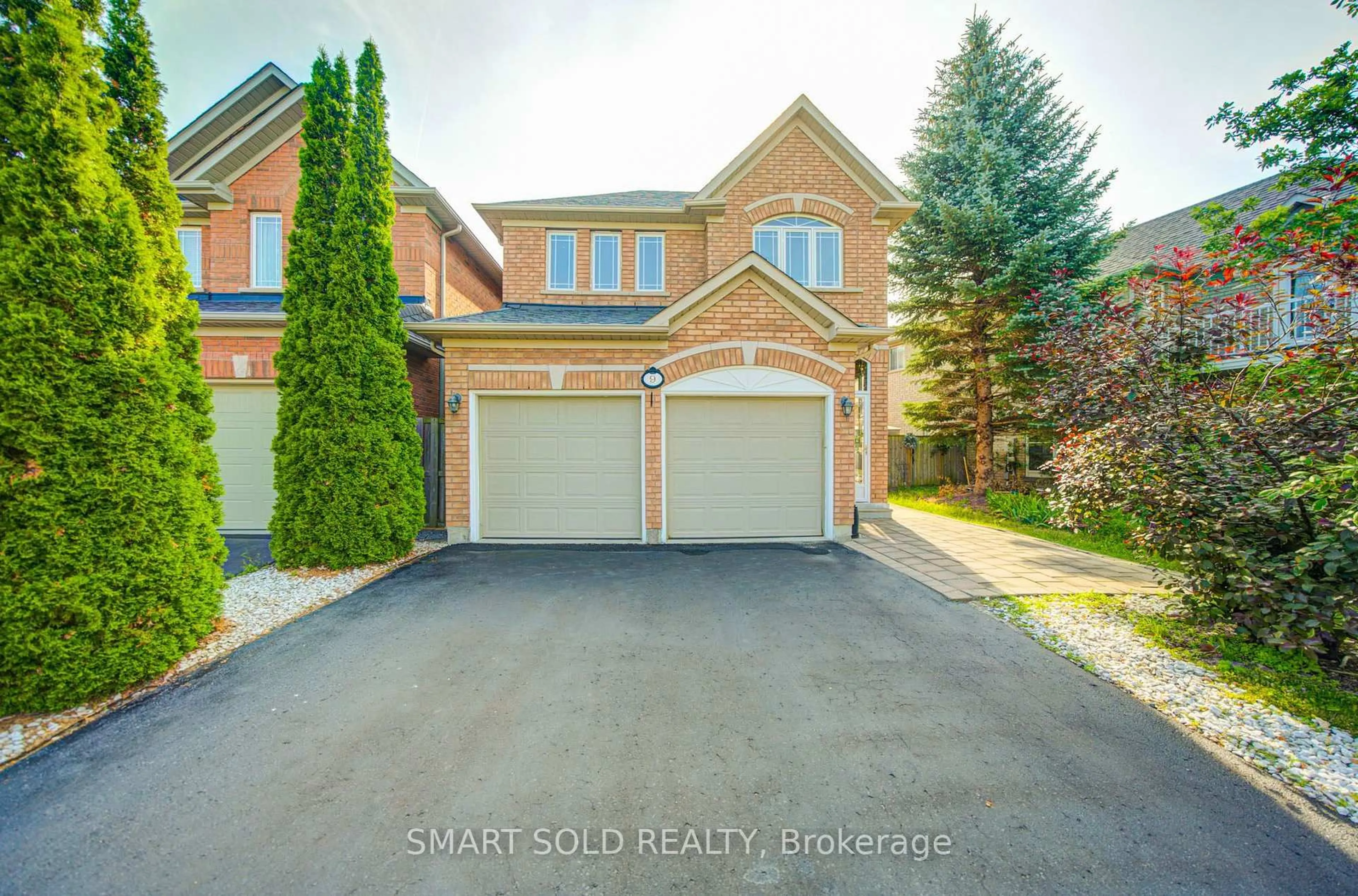 Unknown for 9 Pegasus Dr, Richmond Hill Ontario L4E 4R2