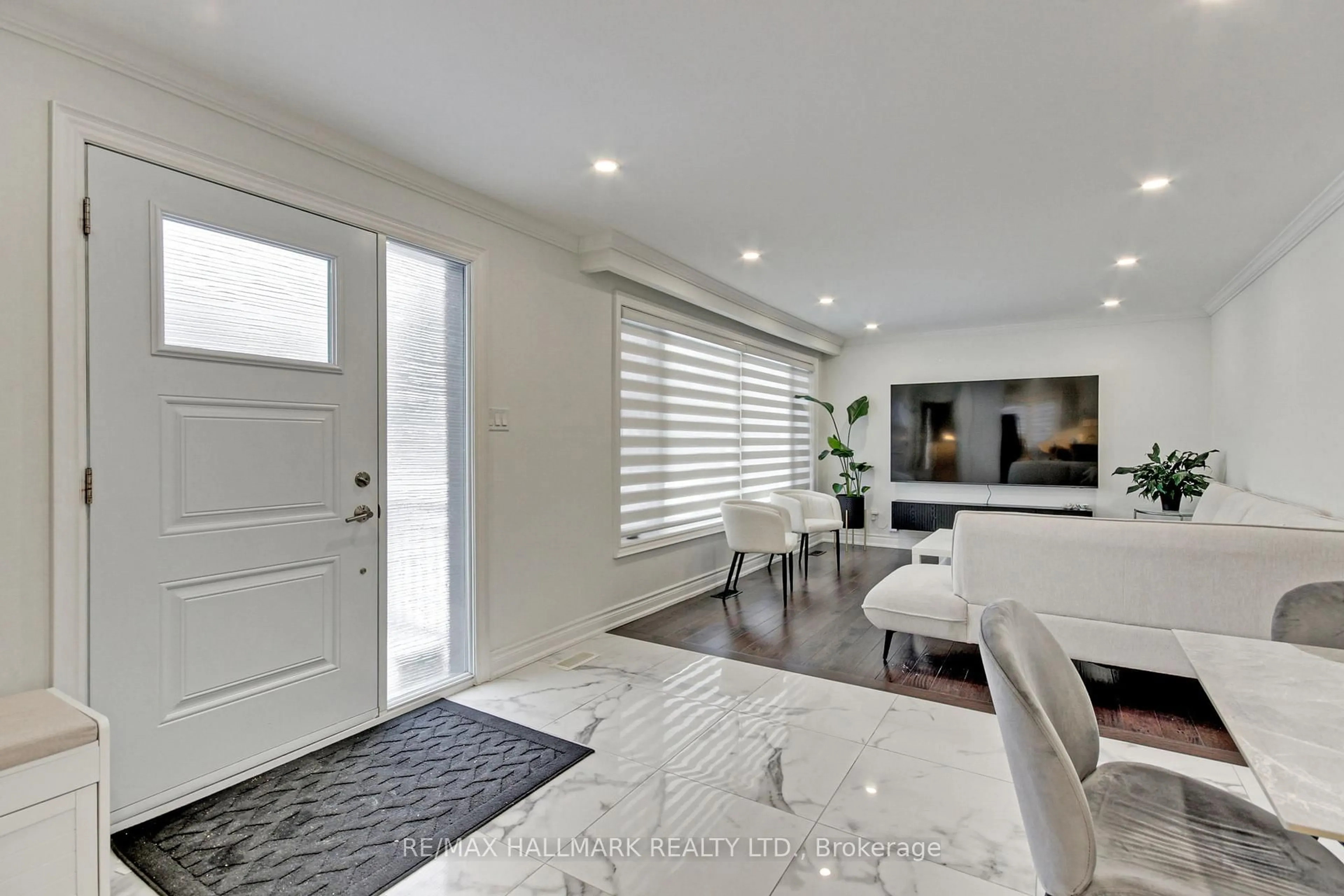 Unknown for 13 Patrick Dr, Aurora Ontario L4G 2A6