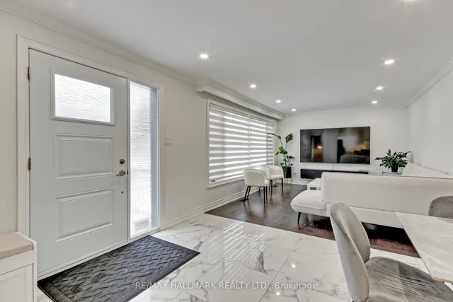 13 Patrick Dr, Aurora 4