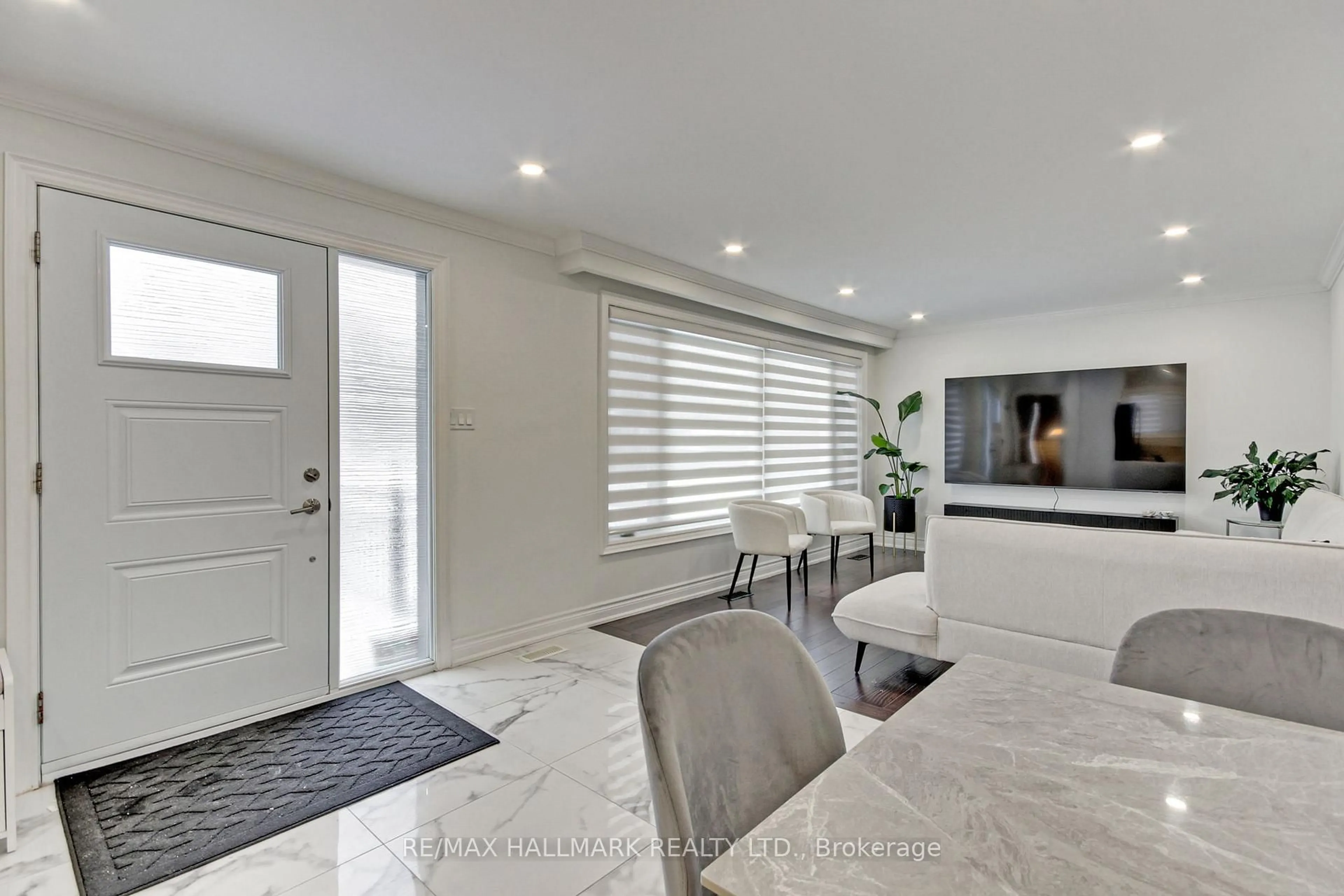 Unknown for 13 Patrick Dr, Aurora Ontario L4G 2A6