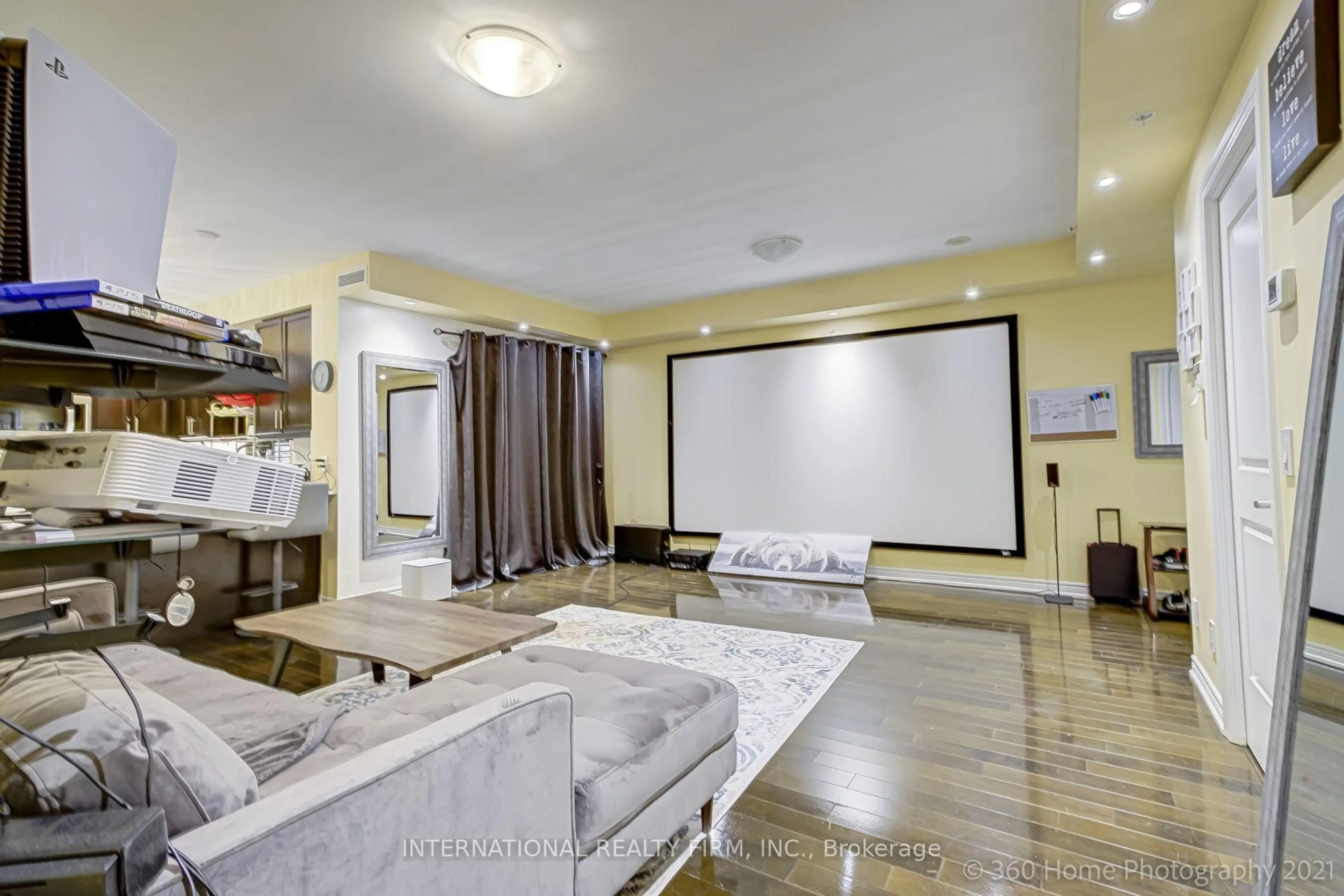 Home theater for 9255 Jane St #1105, Vaughan Ontario L6A 0K1