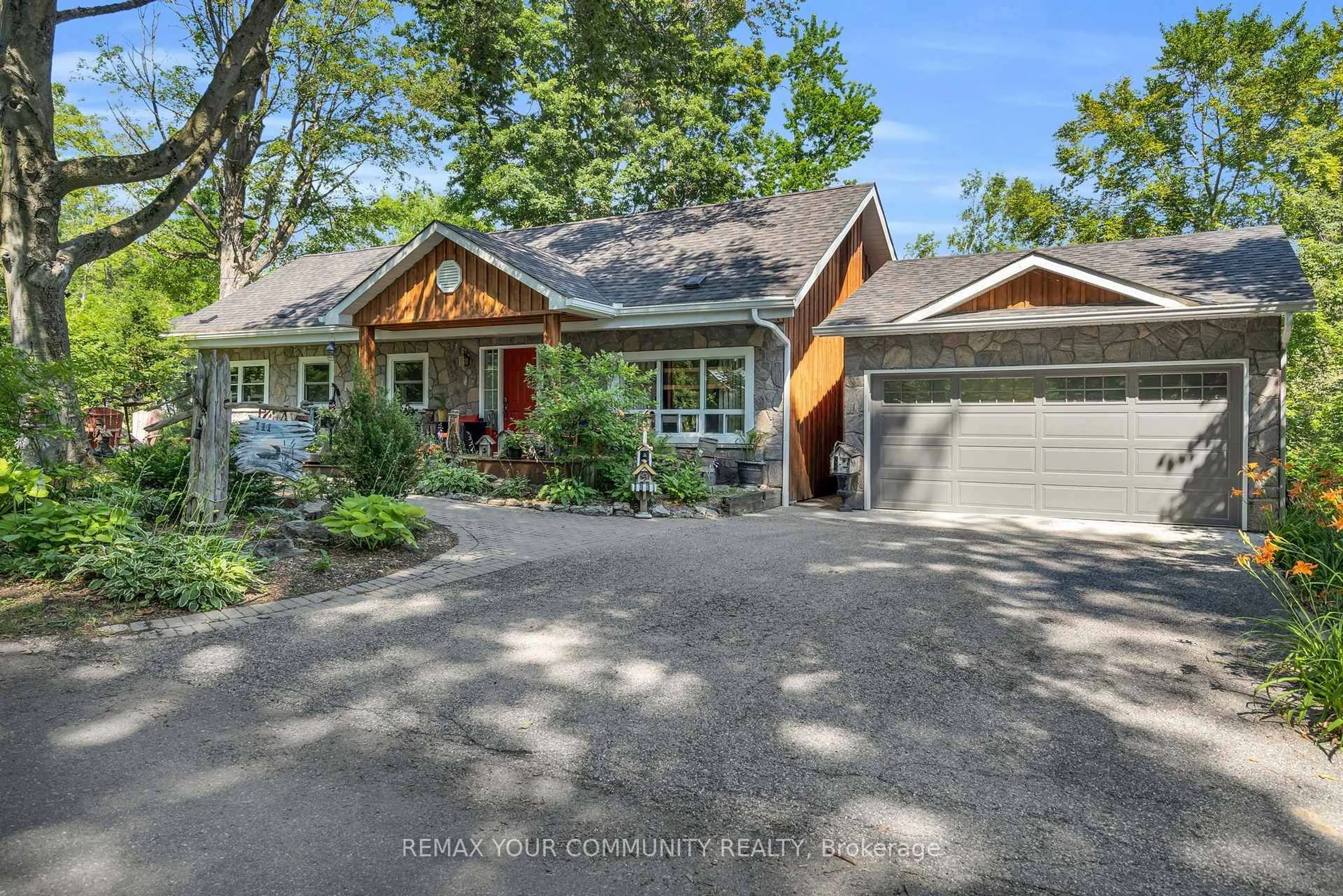 Home with brick exterior material, street for 111 Sibbald Cres, Georgina Ontario L0E 1R0