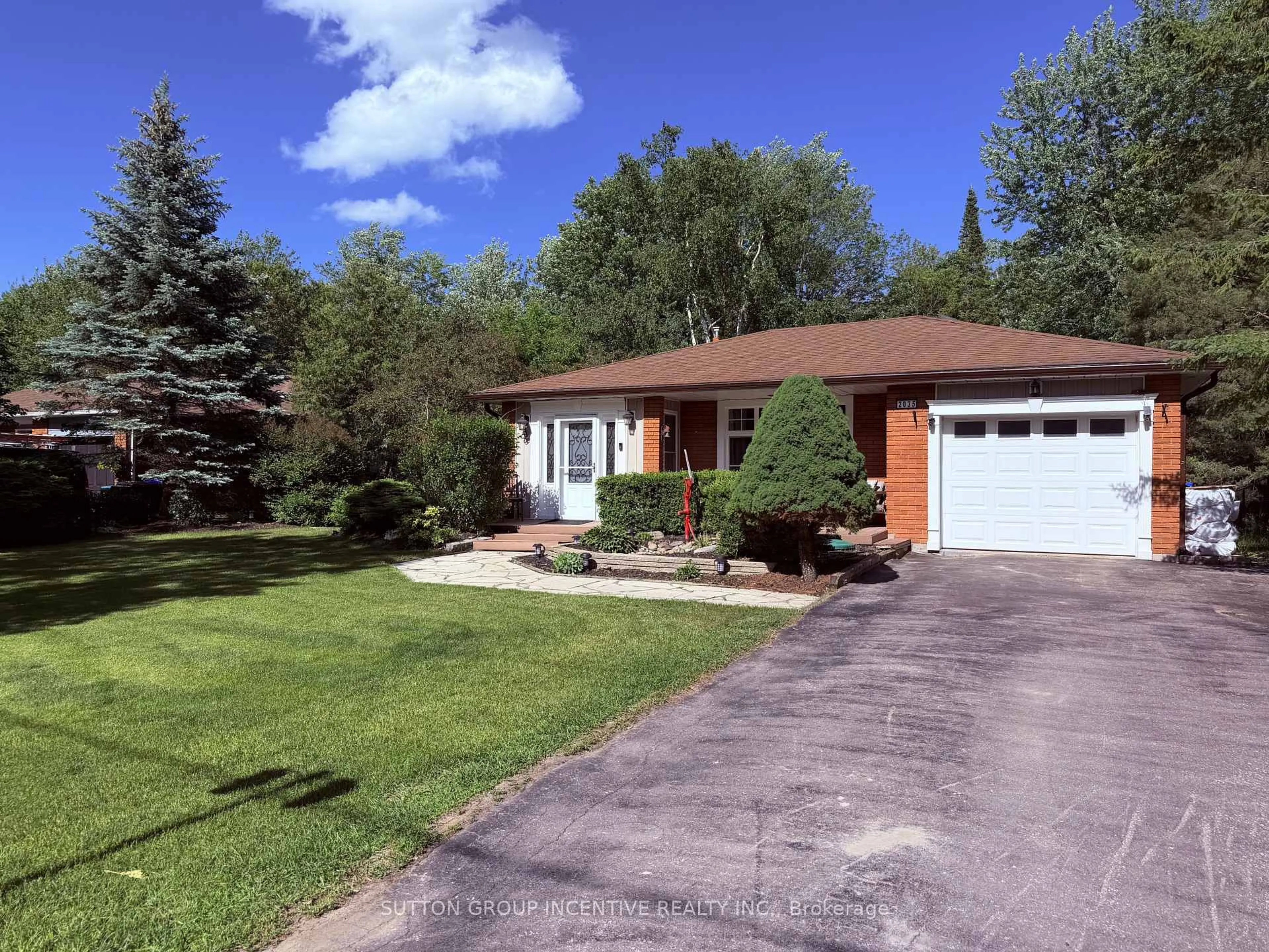 Unknown for 2035 Craig Rd, Innisfil Ontario L9S 1T2