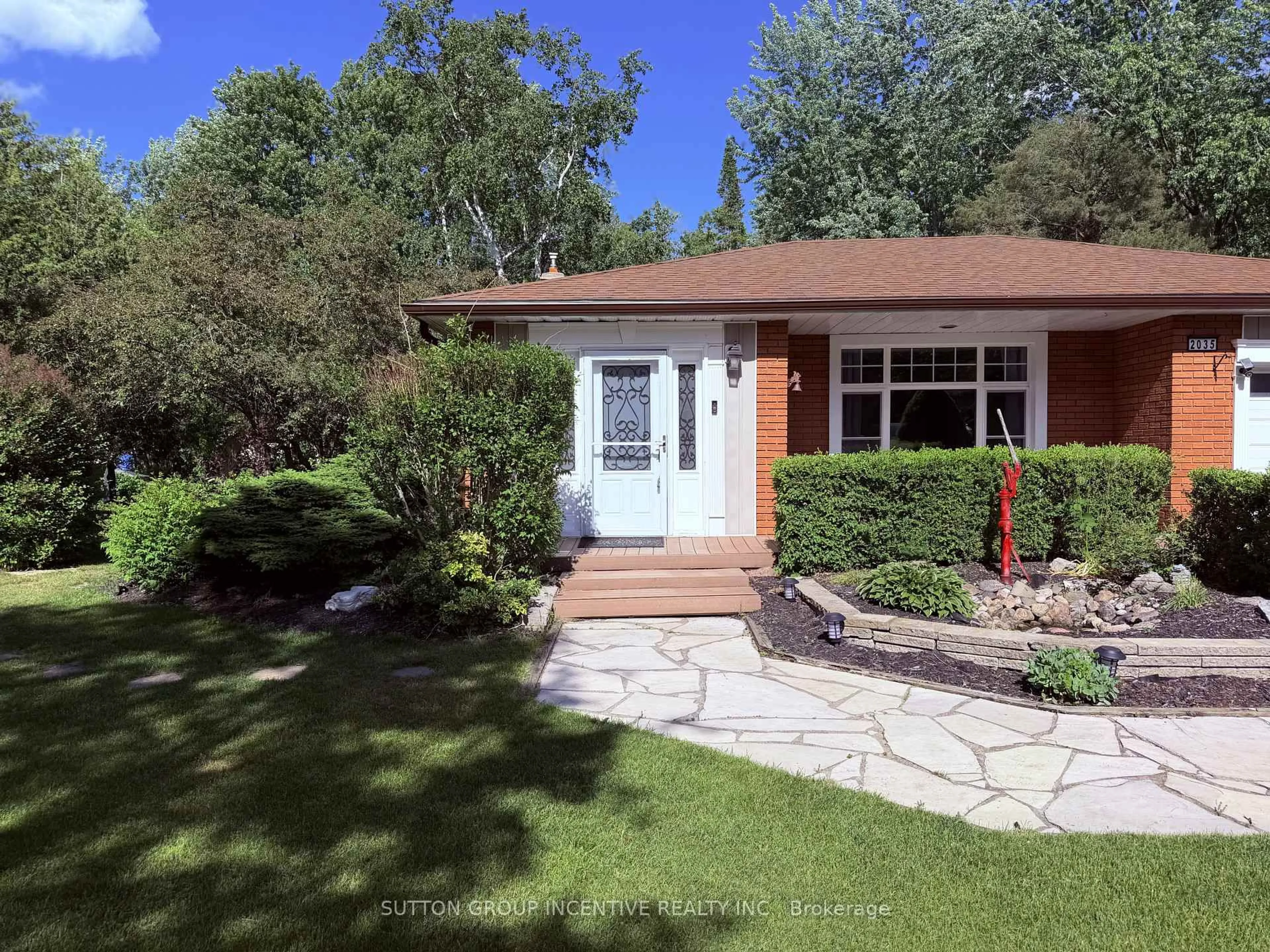 Unknown for 2035 Craig Rd, Innisfil Ontario L9S 1T2