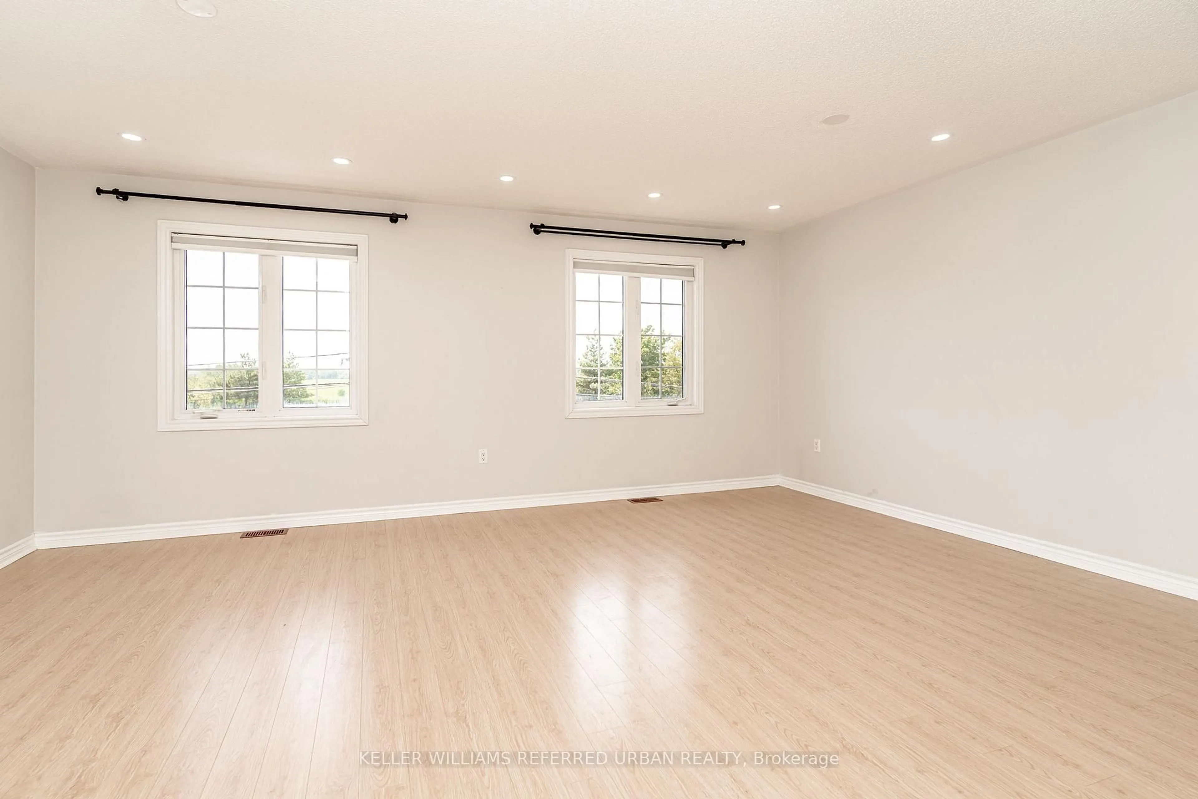 A pic of a room for 13313 Bathurst St, Richmond Hill Ontario L4E 0Z6