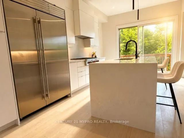 27 Milky Way Dr, Richmond Hill 4