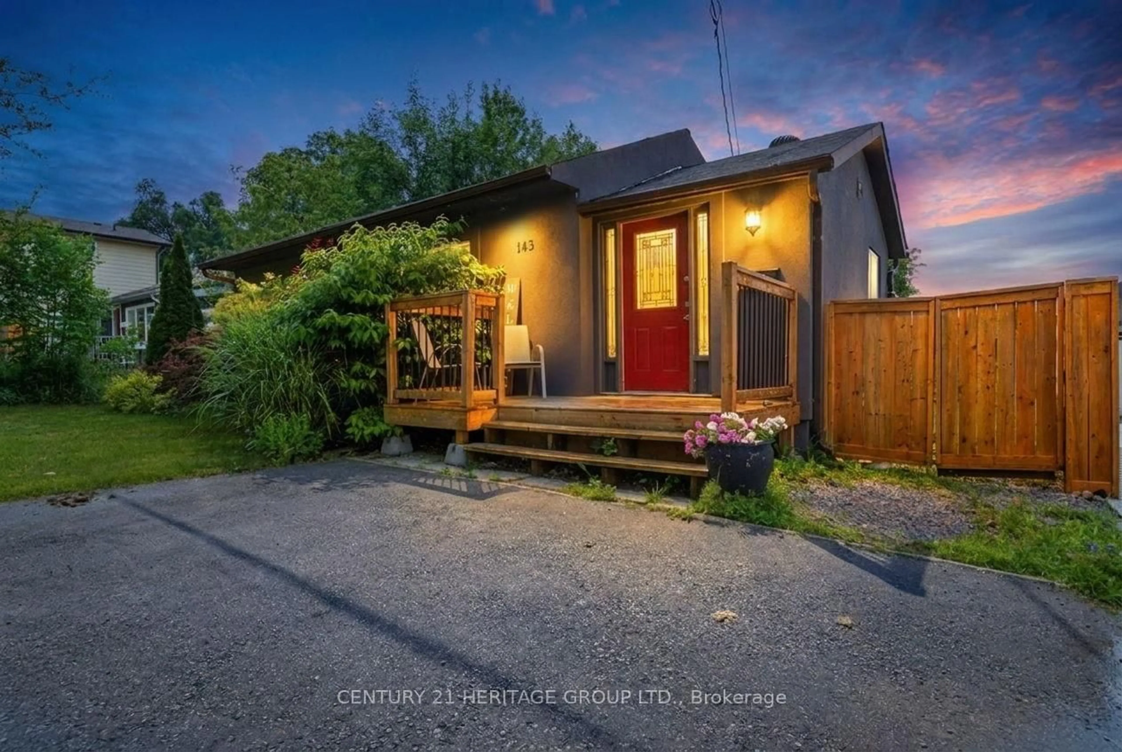 Unknown for 143 Silas Blvd, Georgina Ontario L4P 2K2