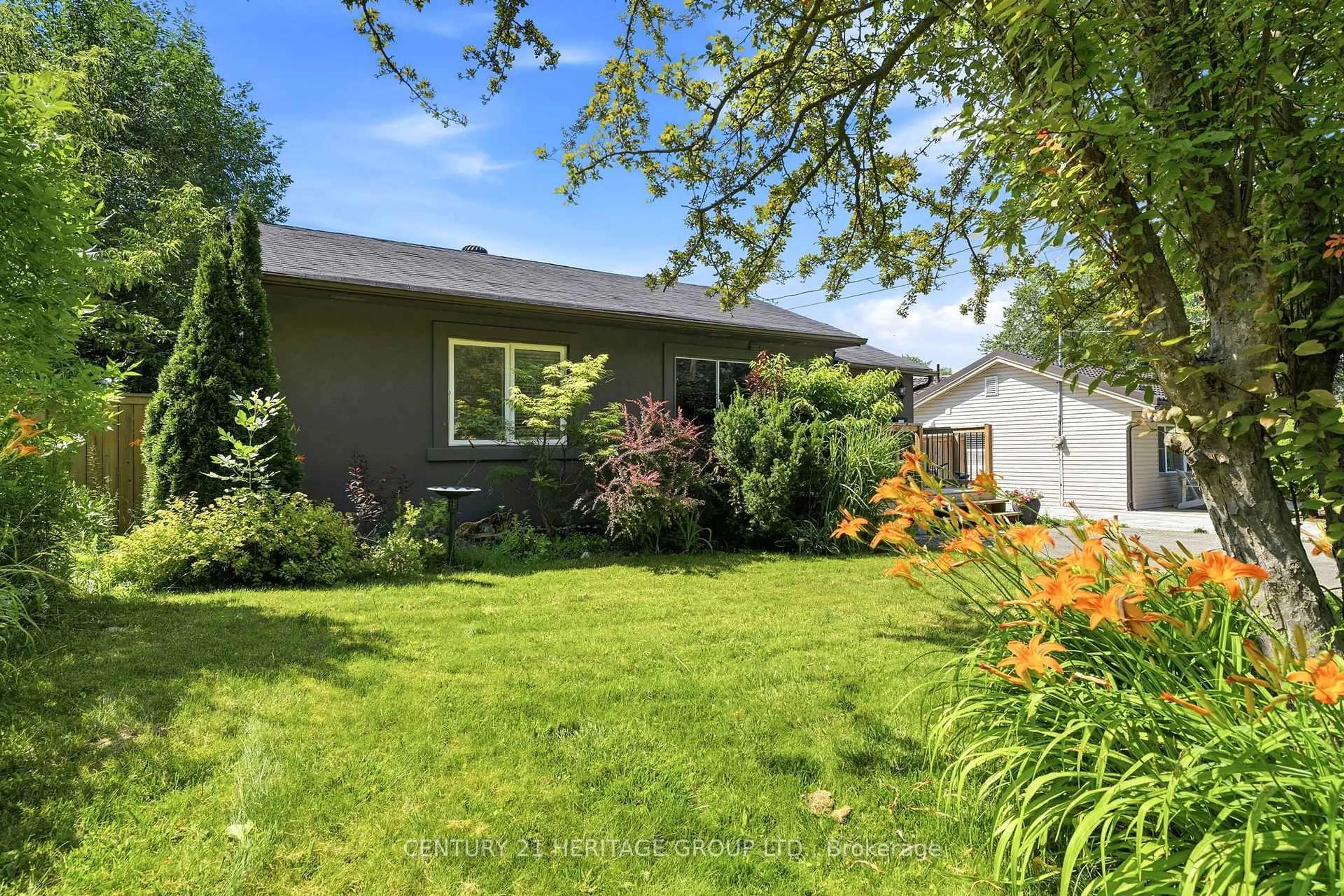 Unknown for 143 Silas Blvd, Georgina Ontario L4P 2K2