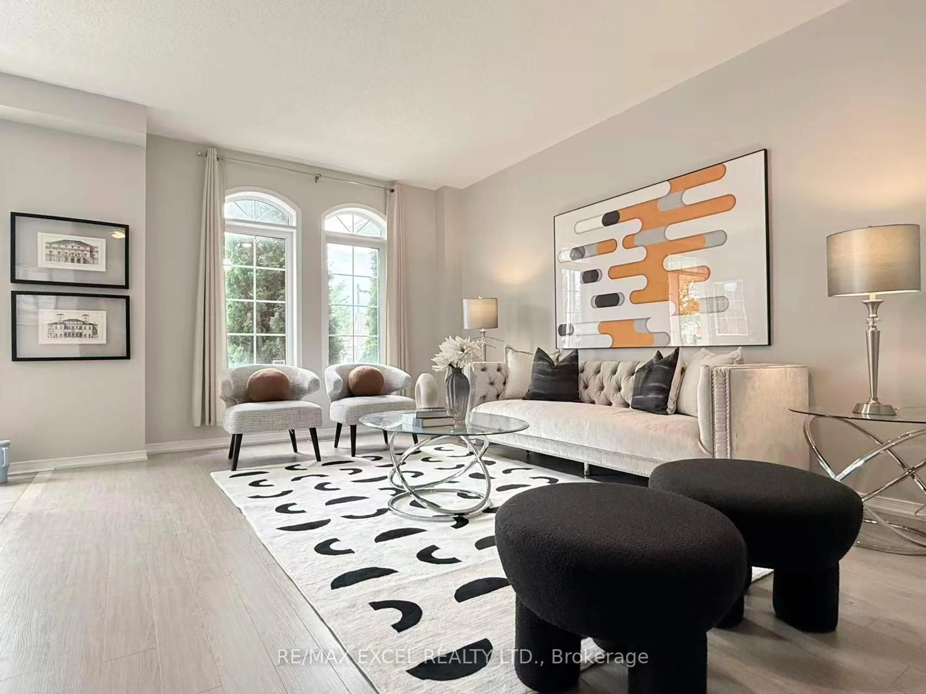 Living room with furniture, unknown for 53 Northvale Rd, Markham Ontario L6B 1H3