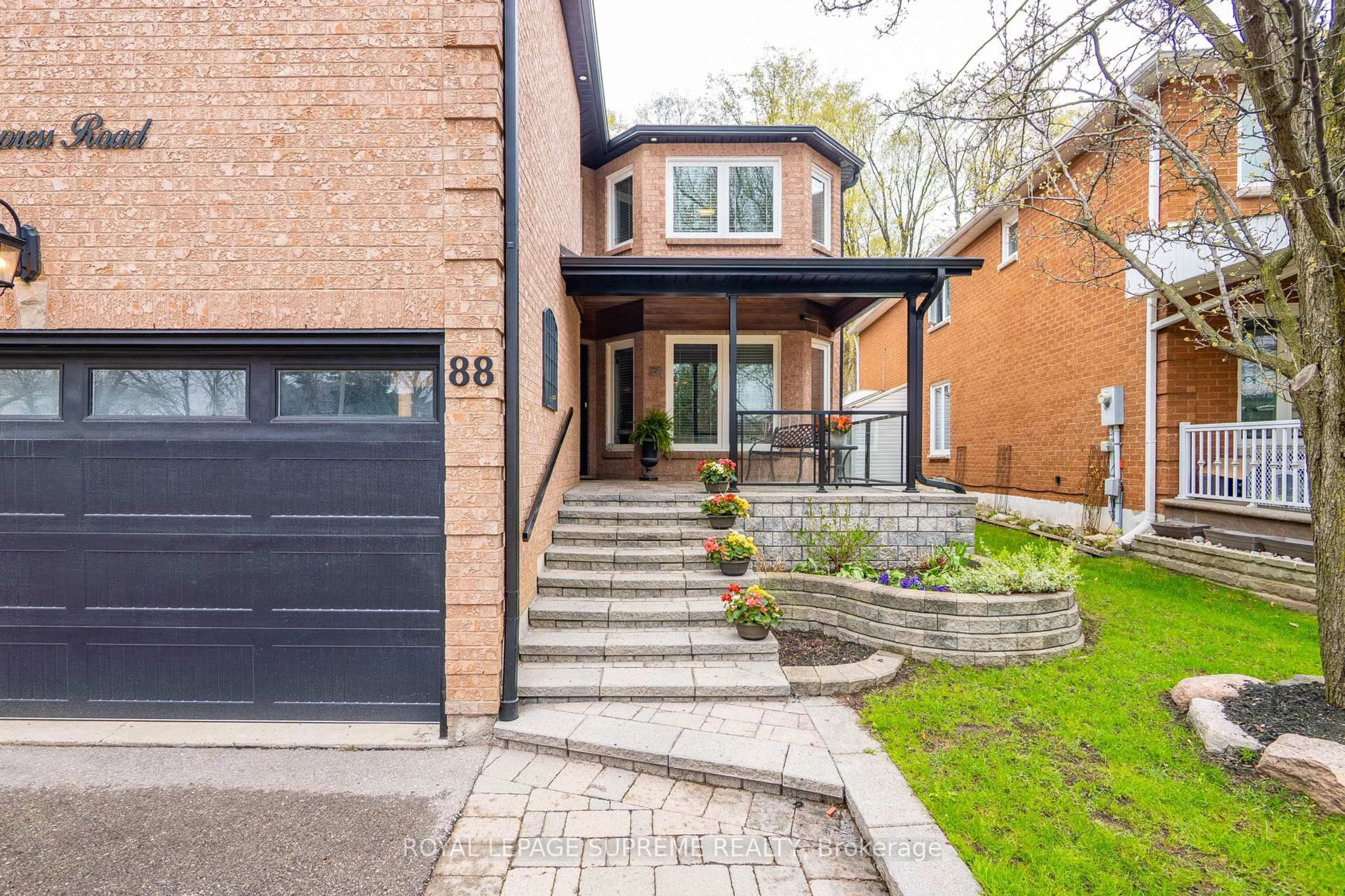 Home with brick exterior material, street for 88 Empress Rd, Vaughan Ontario L6A 1V1