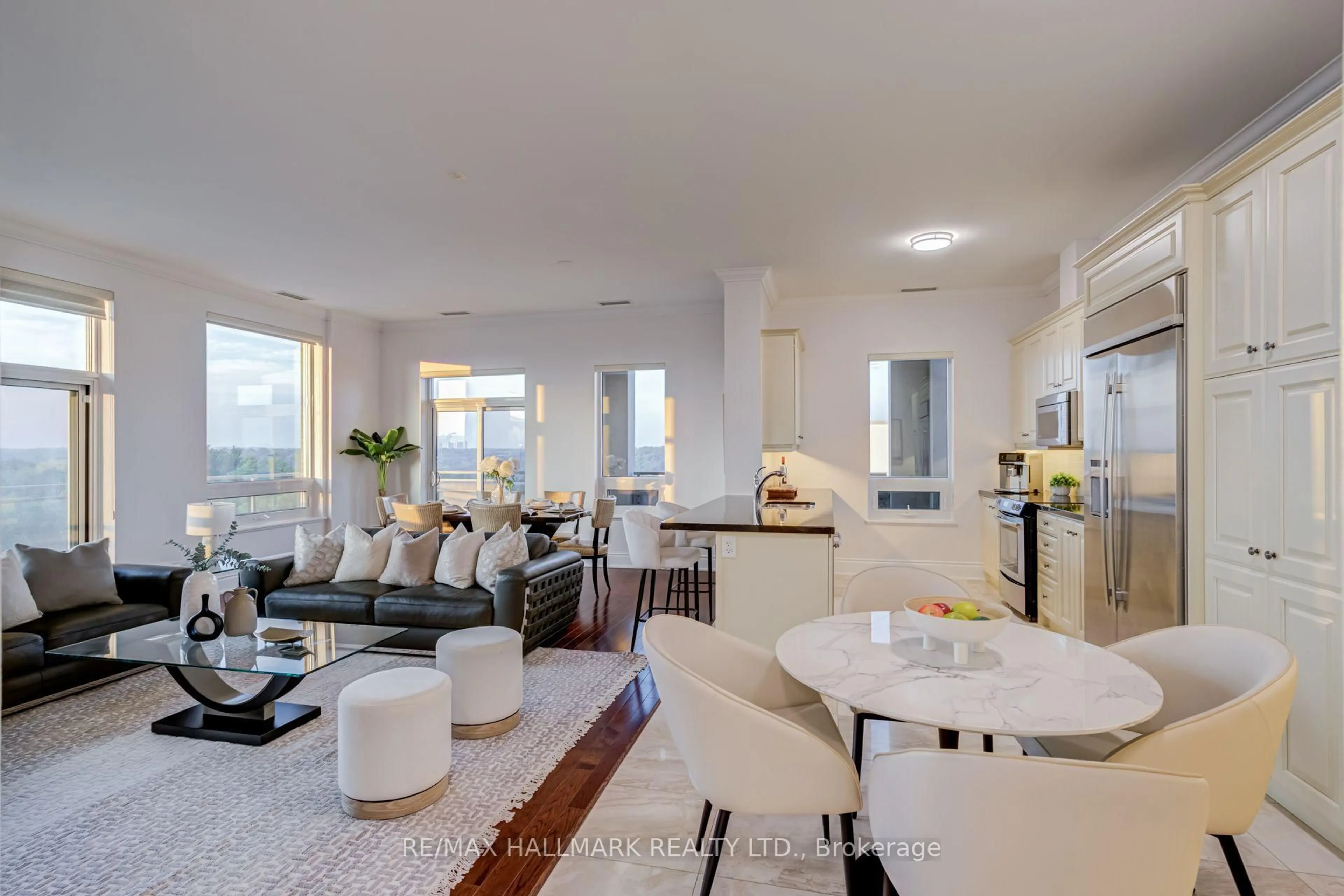 Open concept kitchen, unknown for 281 Woodbridge Ave #PH631, Vaughan Ontario L4L 0C6