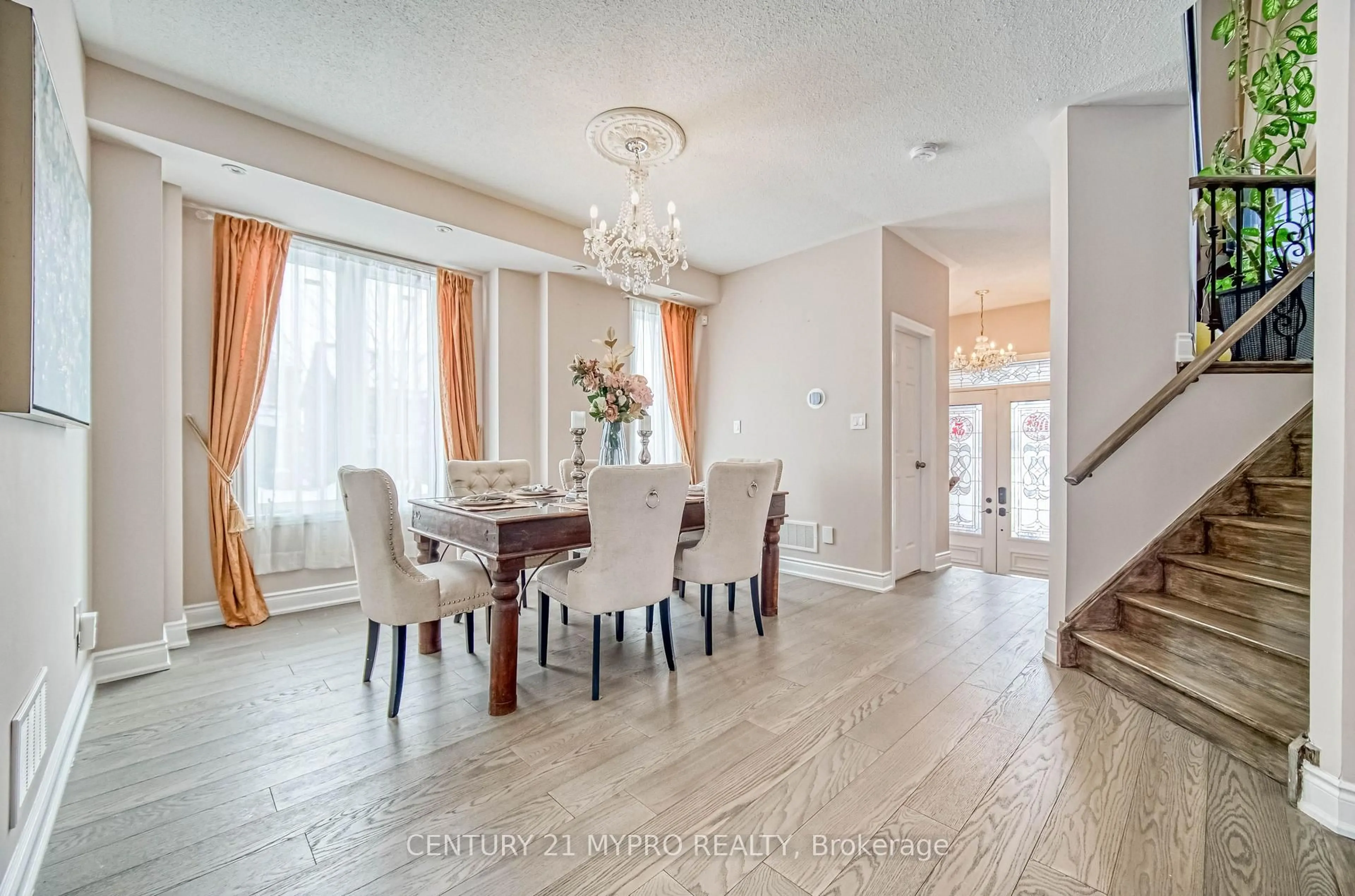Dining room, unknown for 72 Vandervoort Dr, Richmond Hill Ontario L4E 0C7