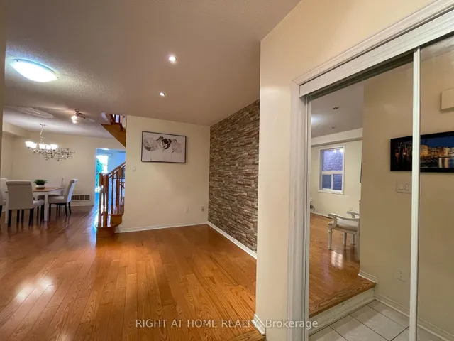 106 Novella Rd, Vaughan 4