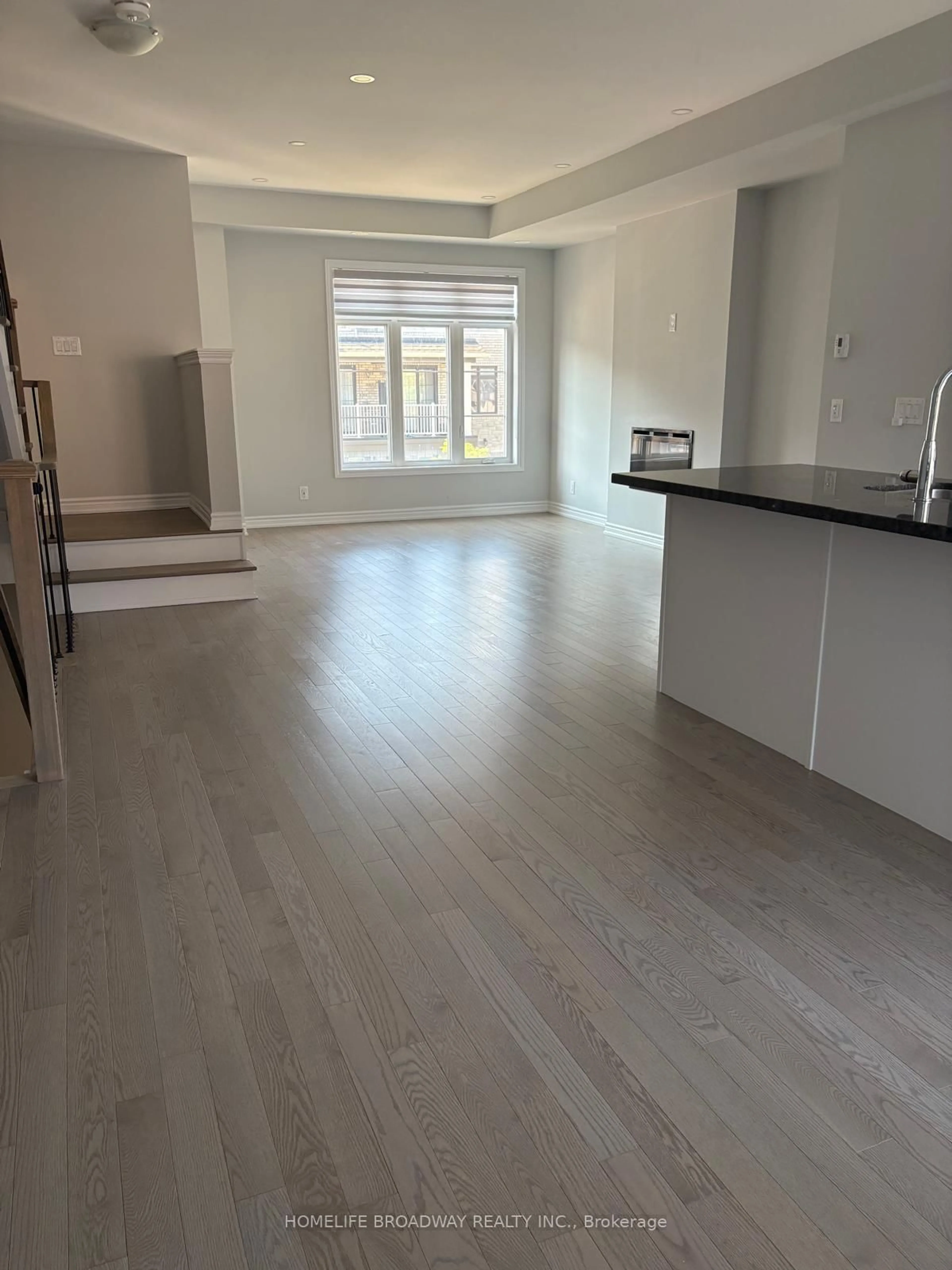 A pic of a room for 27 William Shearn Cres, Markham Ontario L6C 3J3
