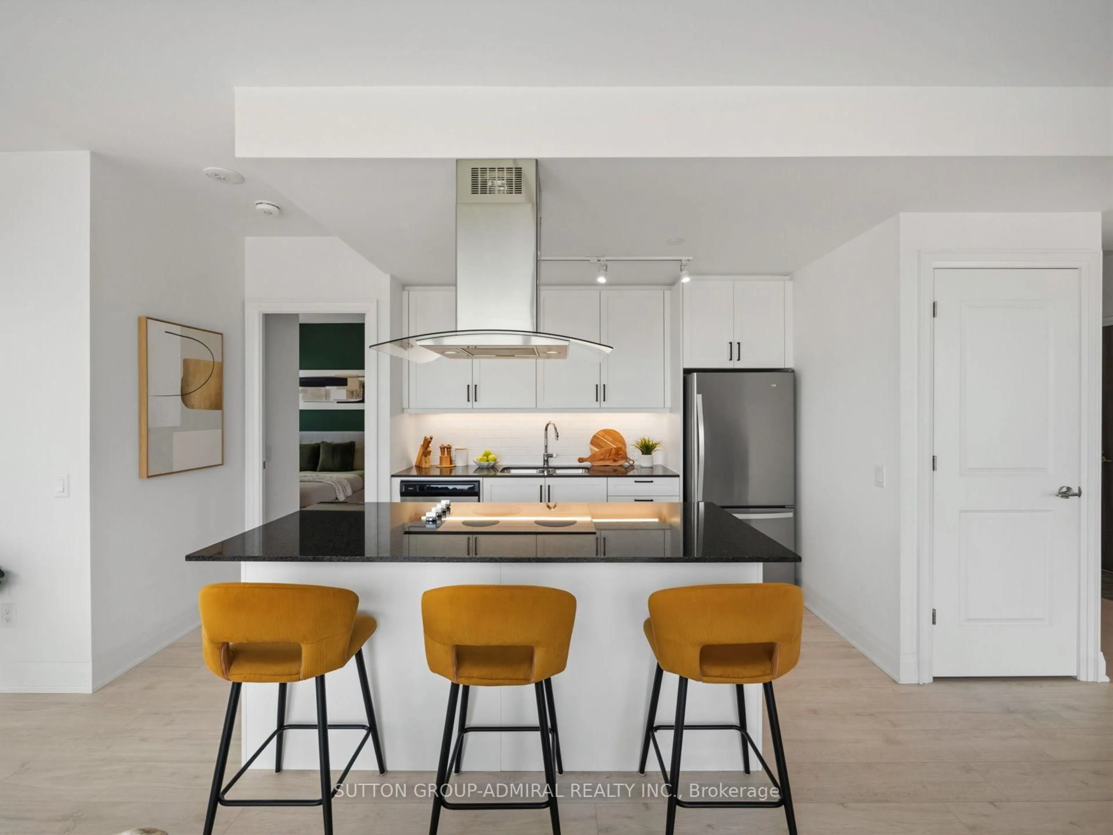 Contemporary kitchen, ceramic/tile floor for 10 Gatineau Dr #413, Vaughan Ontario L4J 0L2
