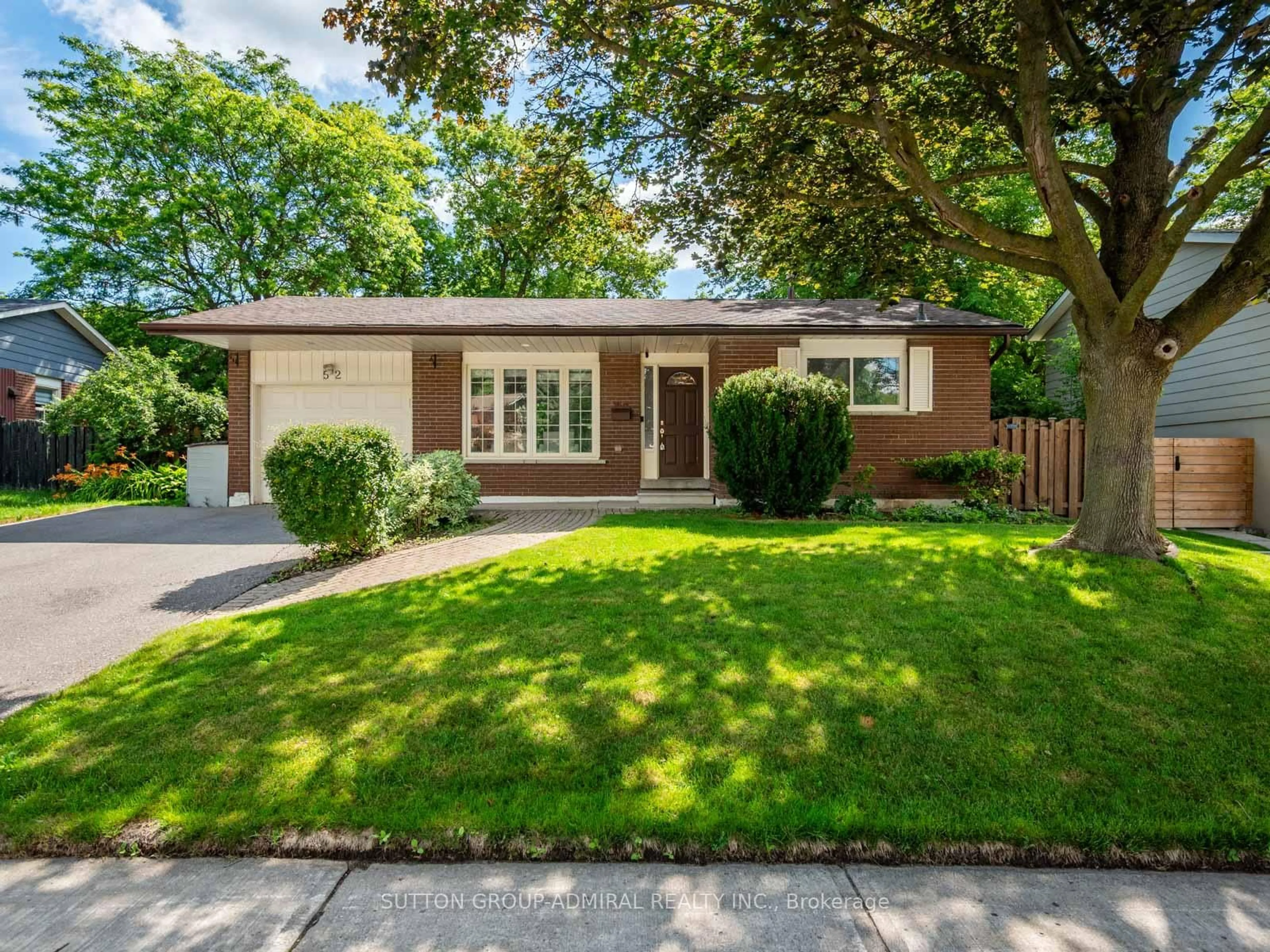 Home with brick exterior material, street for 52 Sir Bedevere Pl, Markham Ontario L3P 2W4