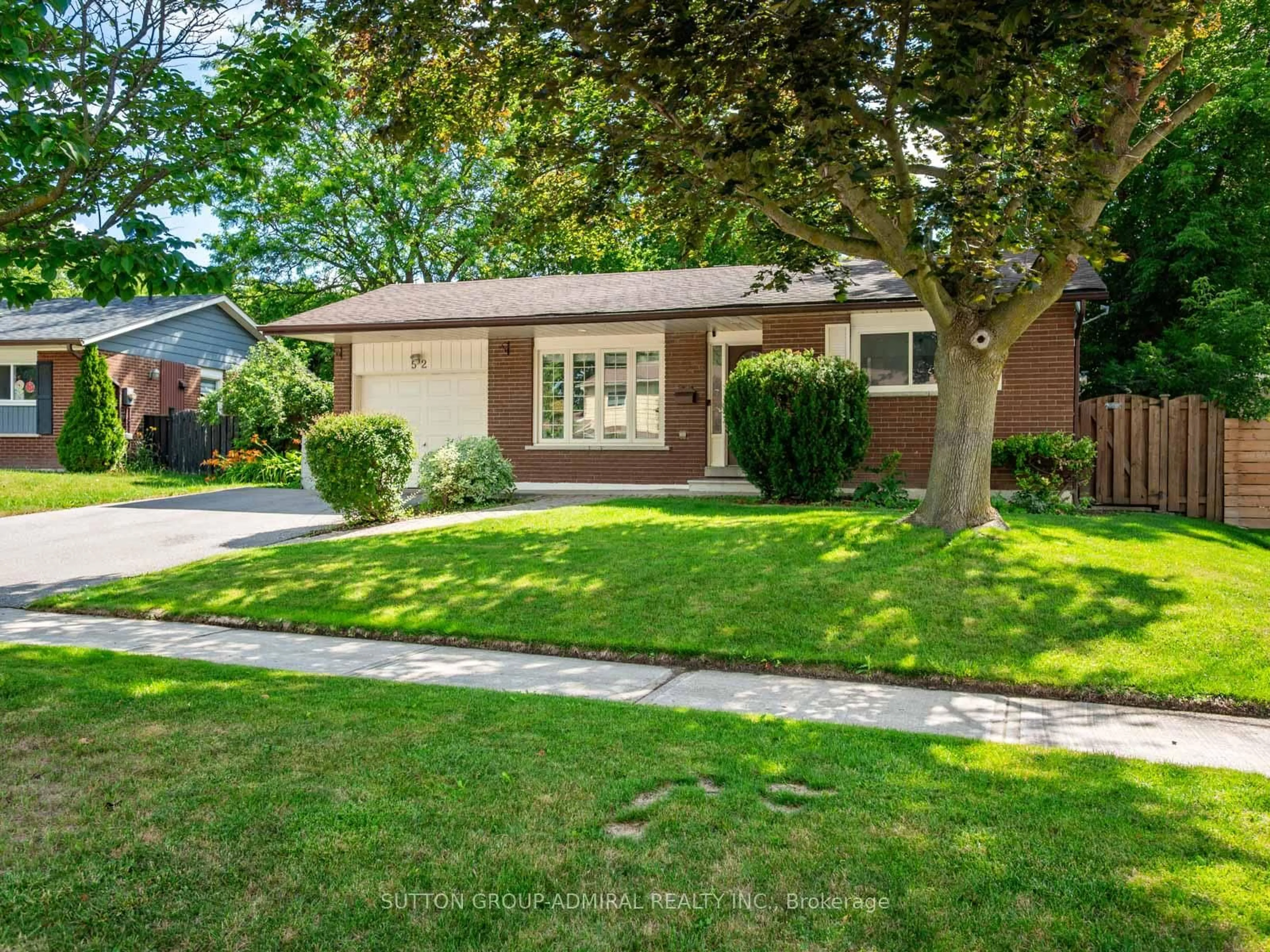 Home with brick exterior material, street for 52 Sir Bedevere Pl, Markham Ontario L3P 2W4