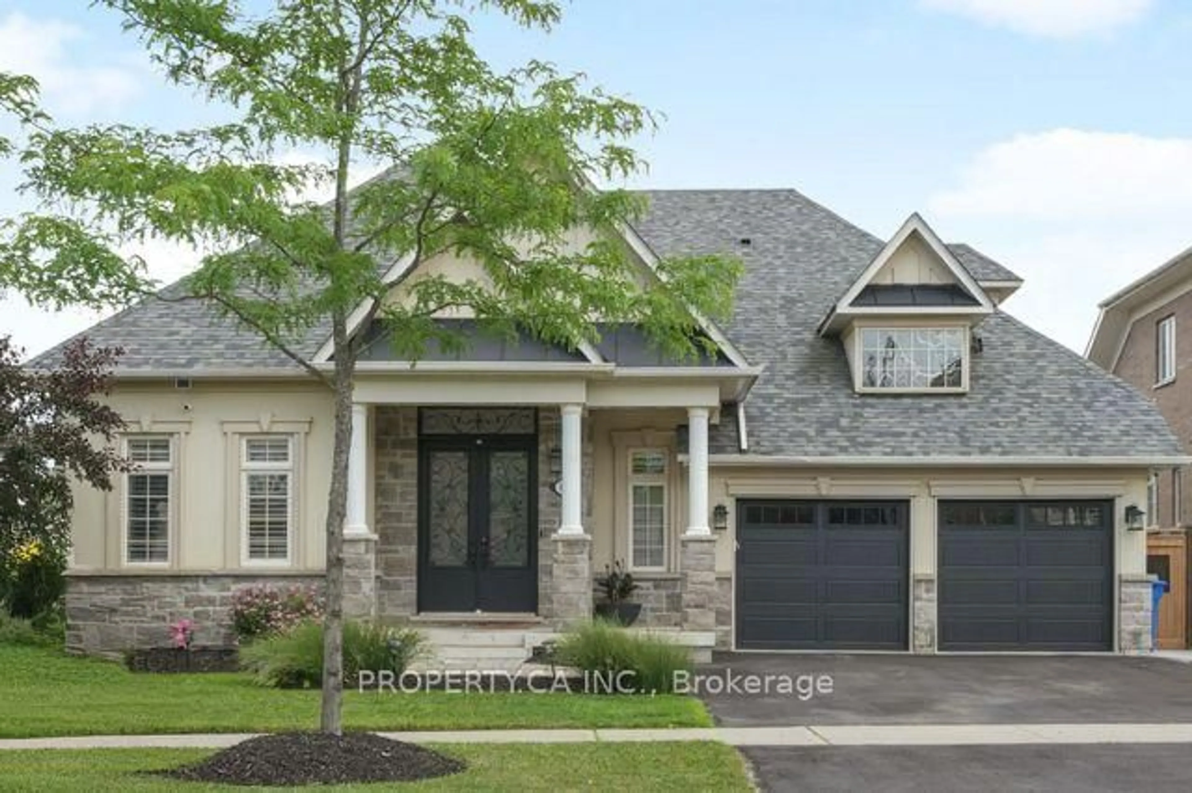 Home with brick exterior material, street for 81 Parkheights Tr, King Ontario L7B 0A2