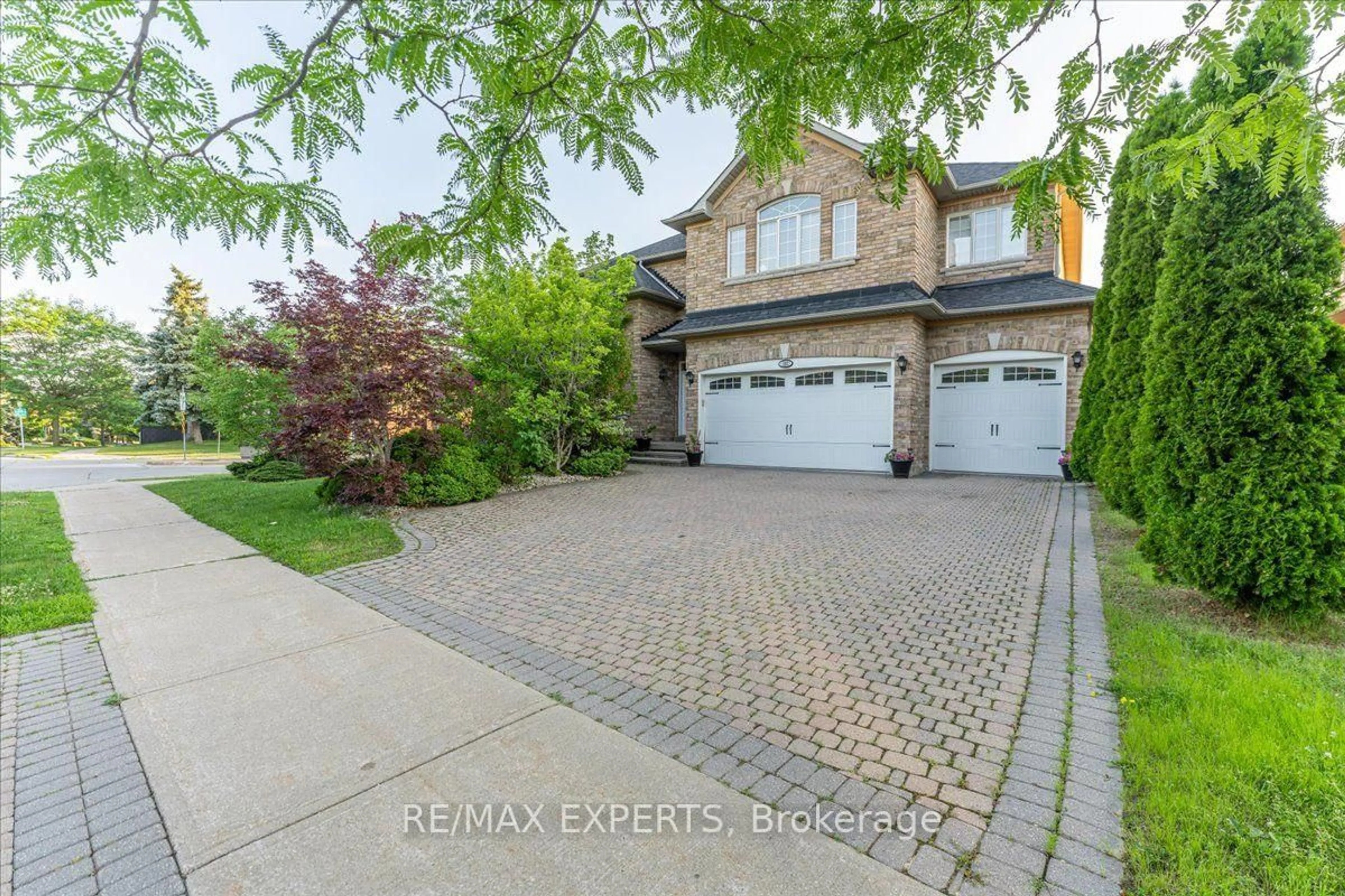 Unknown for 110 Velmar Dr, Vaughan Ontario L4L 8W4