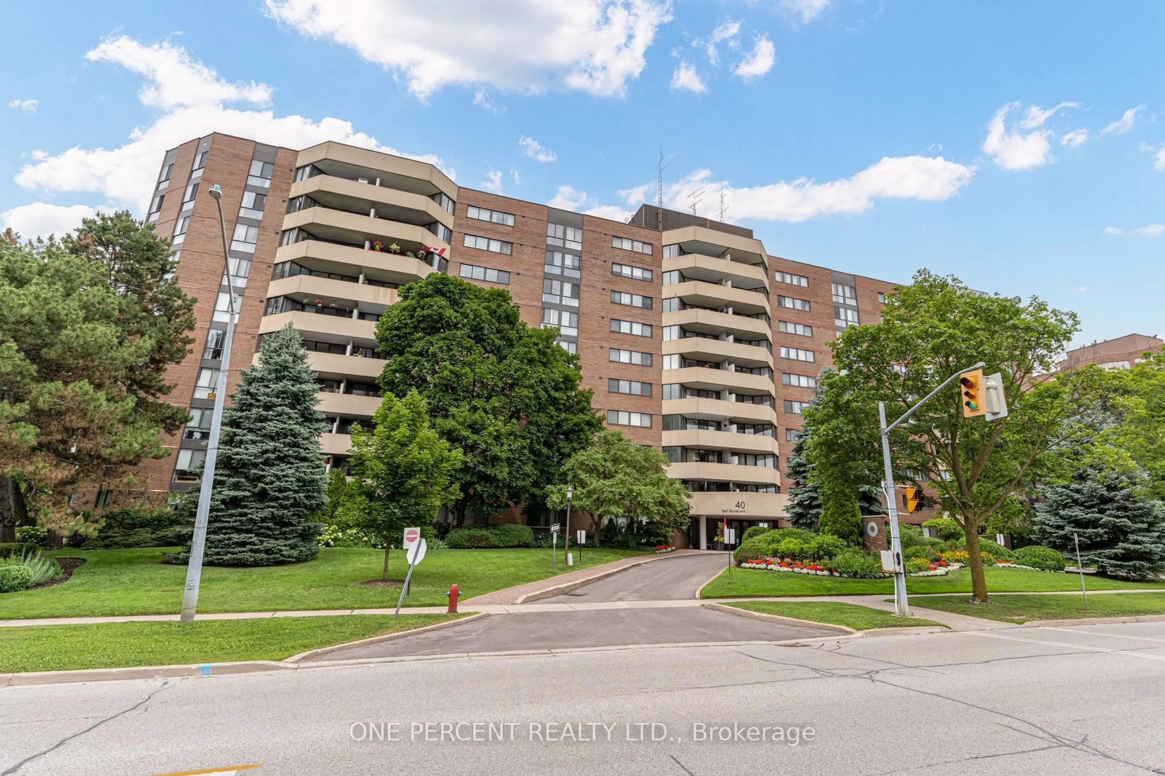 Unknown for 40 Baif Blvd #302, Richmond Hill Ontario L4C 5M9