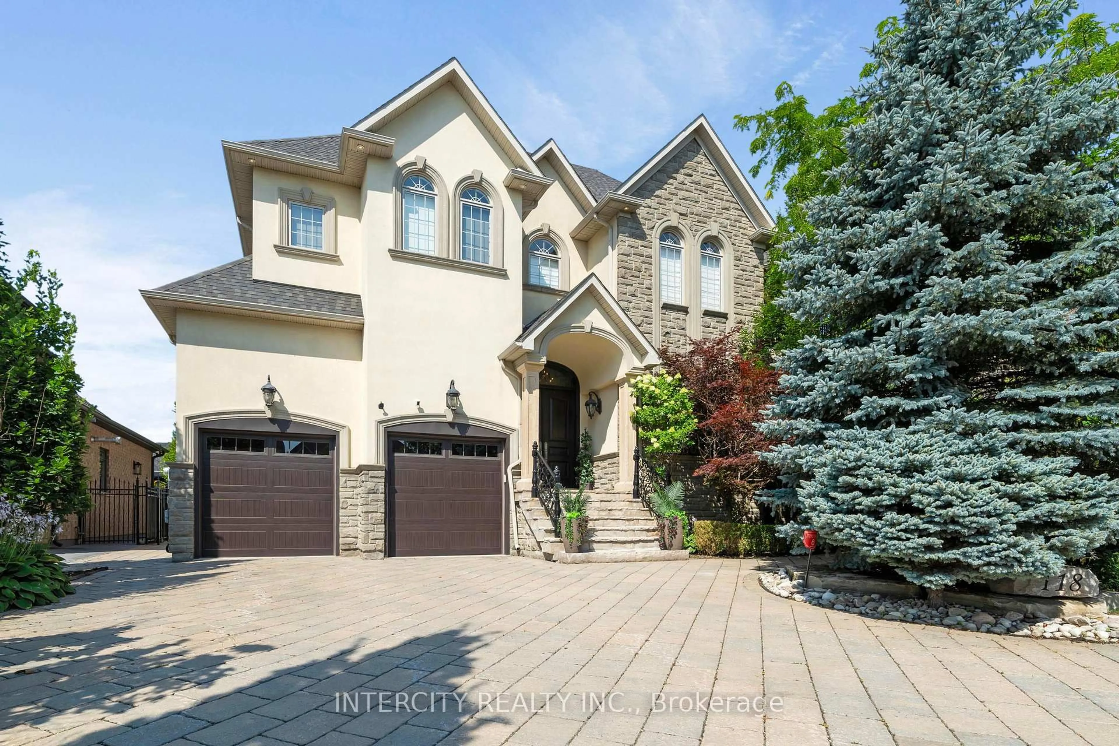 Home with brick exterior material, street for 118 Park Ridge Dr, Vaughan Ontario L0J 1C0
