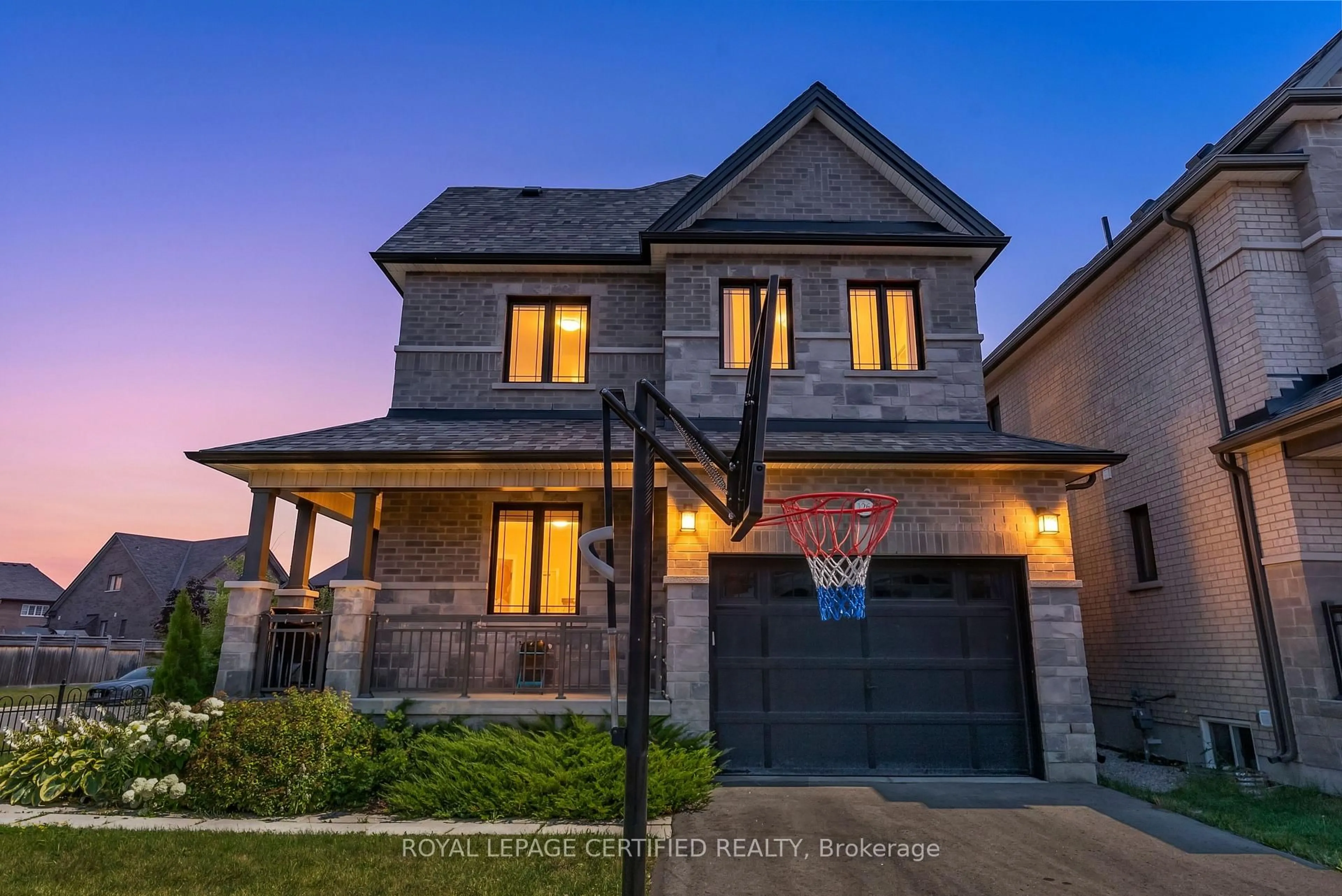 Home with brick exterior material, street for 126 Walker Blvd, New Tecumseth Ontario L9R 0R2