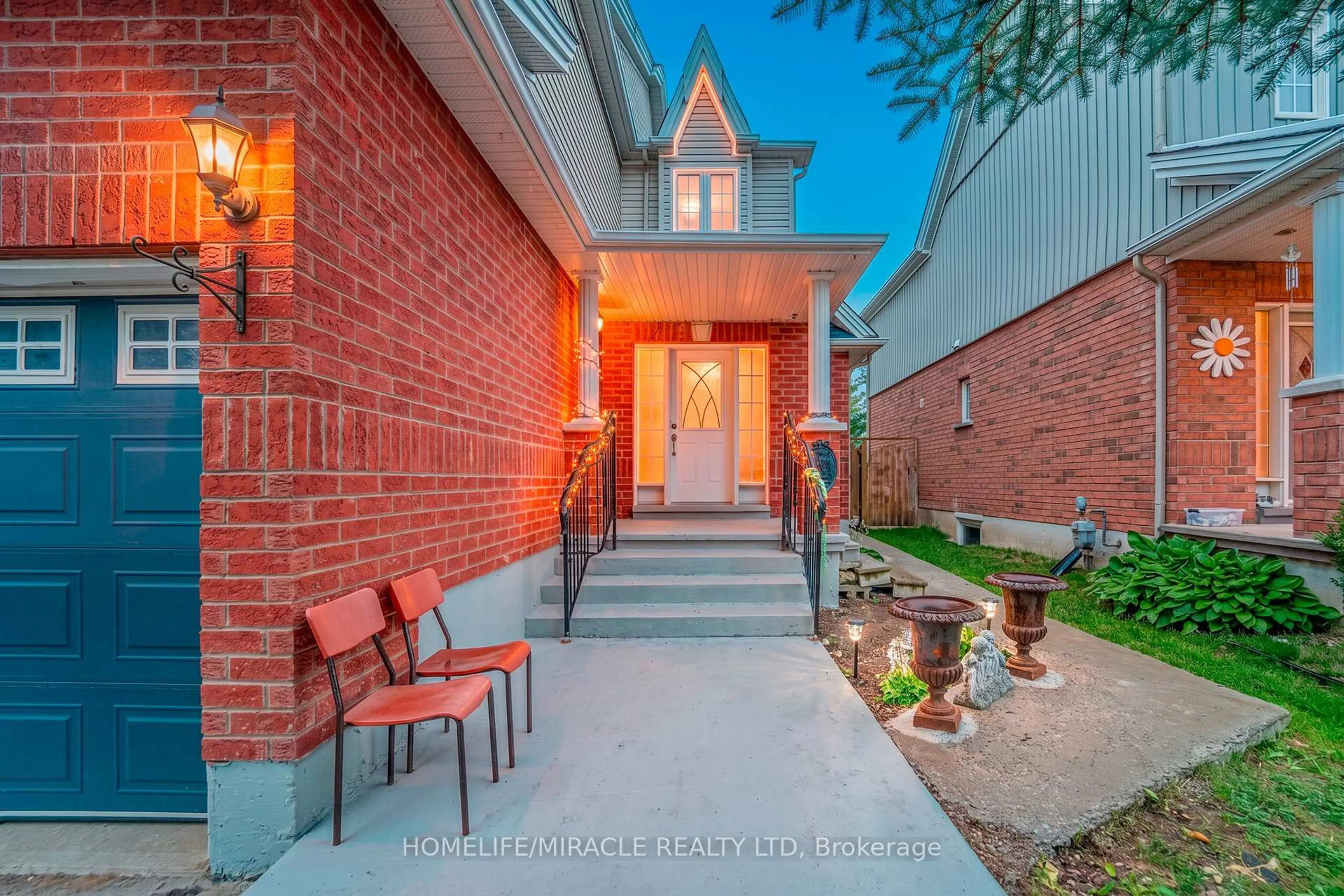 Home with brick exterior material, street for 1115 Muriel St, Innisfil Ontario L9S 4W5