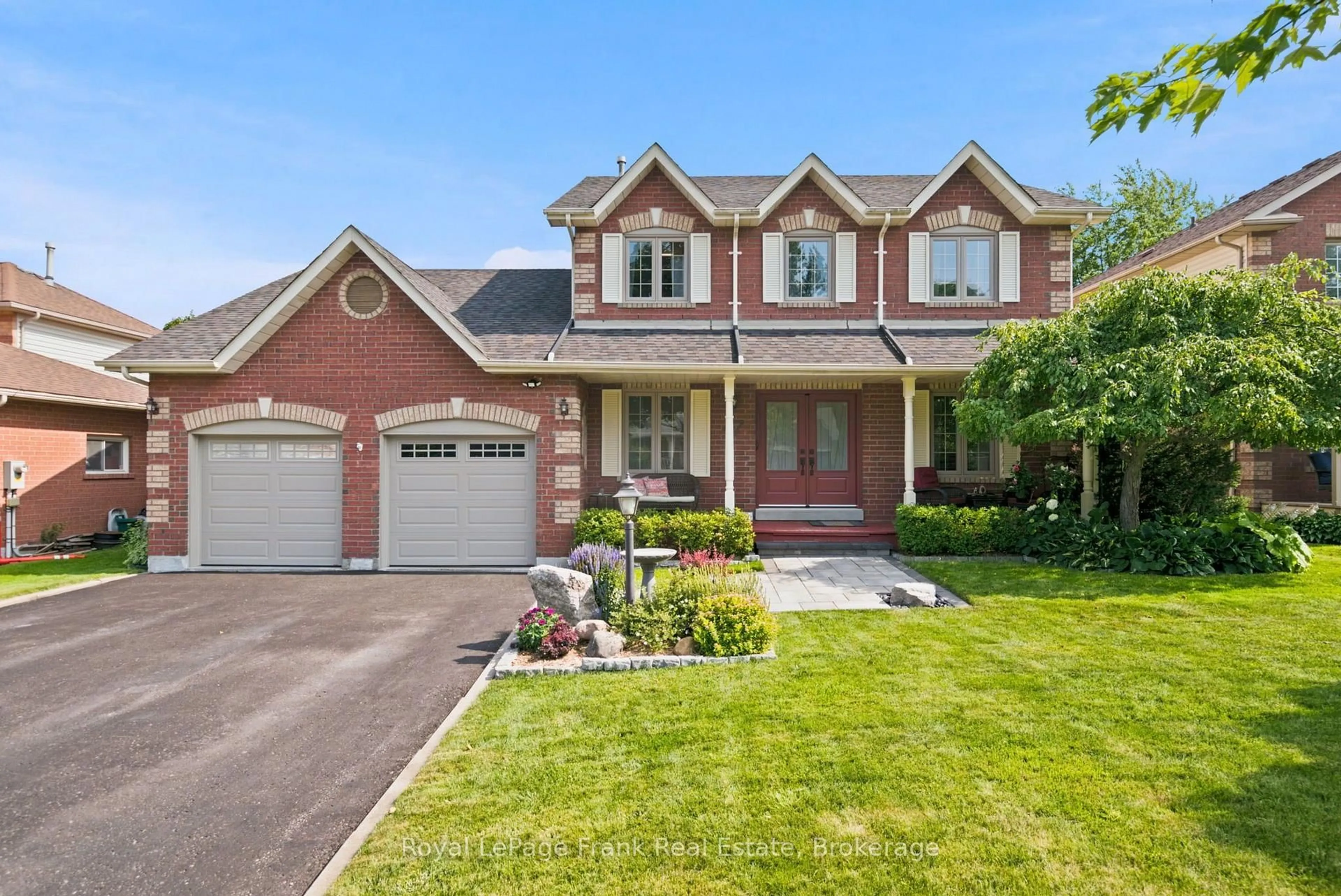 Home with brick exterior material, street for 47 South Beech St, Uxbridge Ontario L9P 1G1